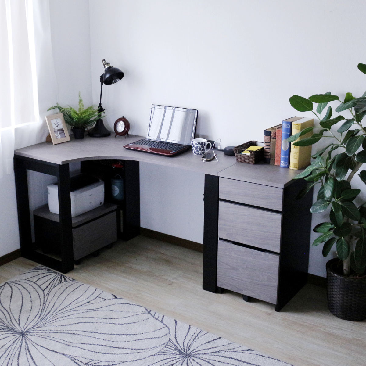 ワークデスク 幅135cm コーナーデスク USB付コンセント 収納棚付 ( デスク 机 学習机 勉強机 パソコンデスク 棚付き オフィスデスク 木製 学習デスク 勉強デスク パソコン PC 作業机 平机 ) 【左側】 左側