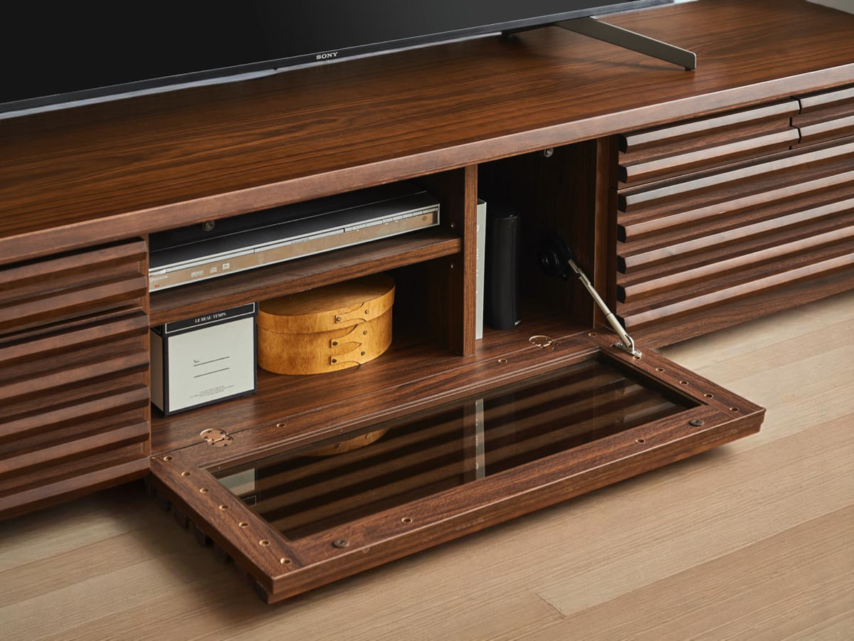 テレビ台 幅160cm ローボード 70型対応 天然木 完成品 ( TV台 テレビボード 収納 家具 ラック フラップ扉 無垢 引き出し 可動棚 リビングボード ルーバー ナチュラル ウォールナット ) 【ナチュラル】 ナチュラル