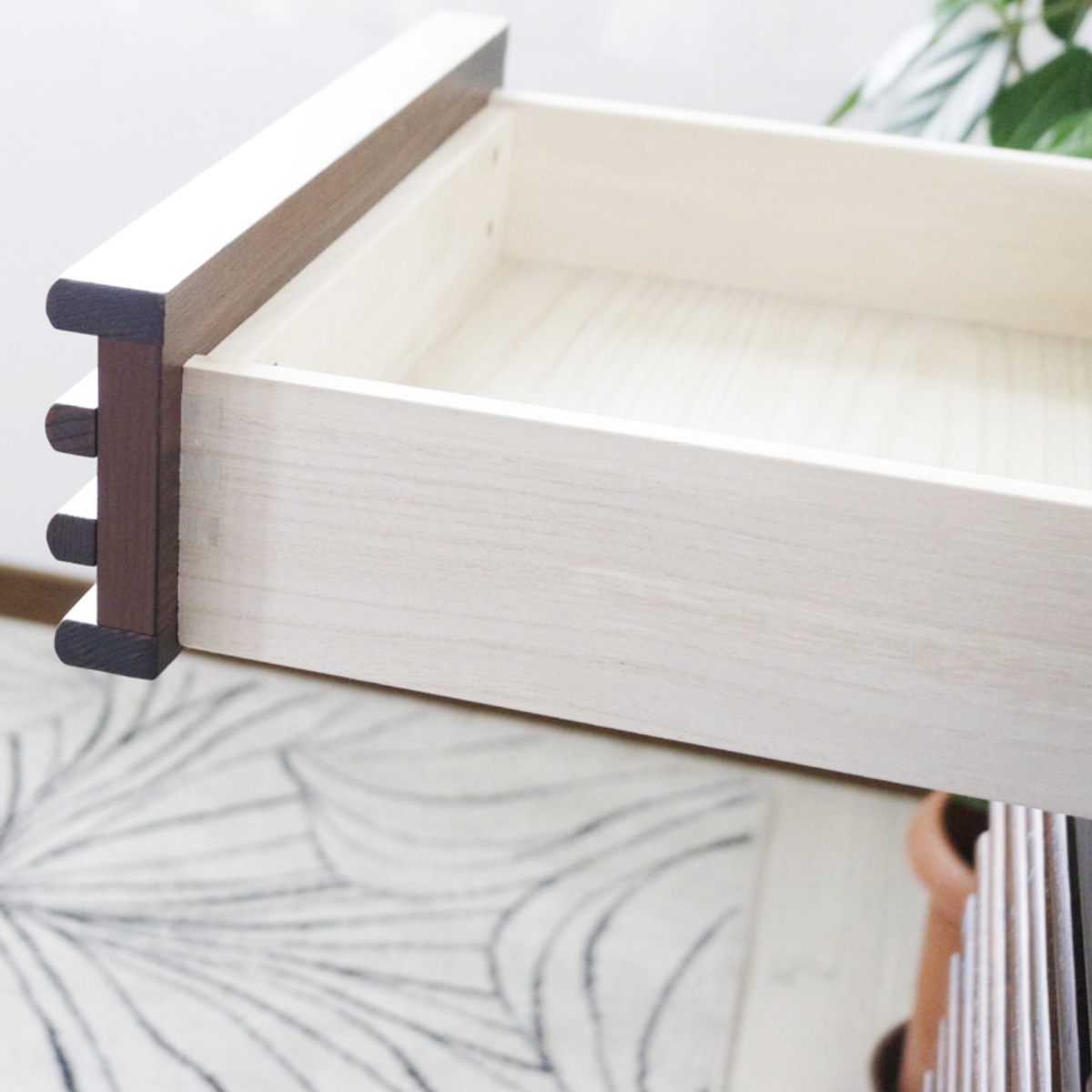 サイドボード 幅120cm 背面化粧 フルスライドレール 完成品 ( 棚 ラック 引き出し A4対応 収納 可動棚 テレビ台 リビングボード 4段 省スペース ナチュラル ブラウン お掃除ロボット対応 ) 【ブラウン】 ブラウン