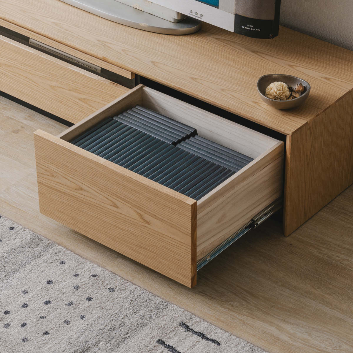 テレビ台 幅120cm 49型対応 引き出し フルスライドレール 完成品 ( テレビボード ローボード スライドレール ラック 棚 収納 引出し リビングボード 省スペース 背面化粧 ウォールナット ナチュラル ) 【ウォールナット】 ウォールナット