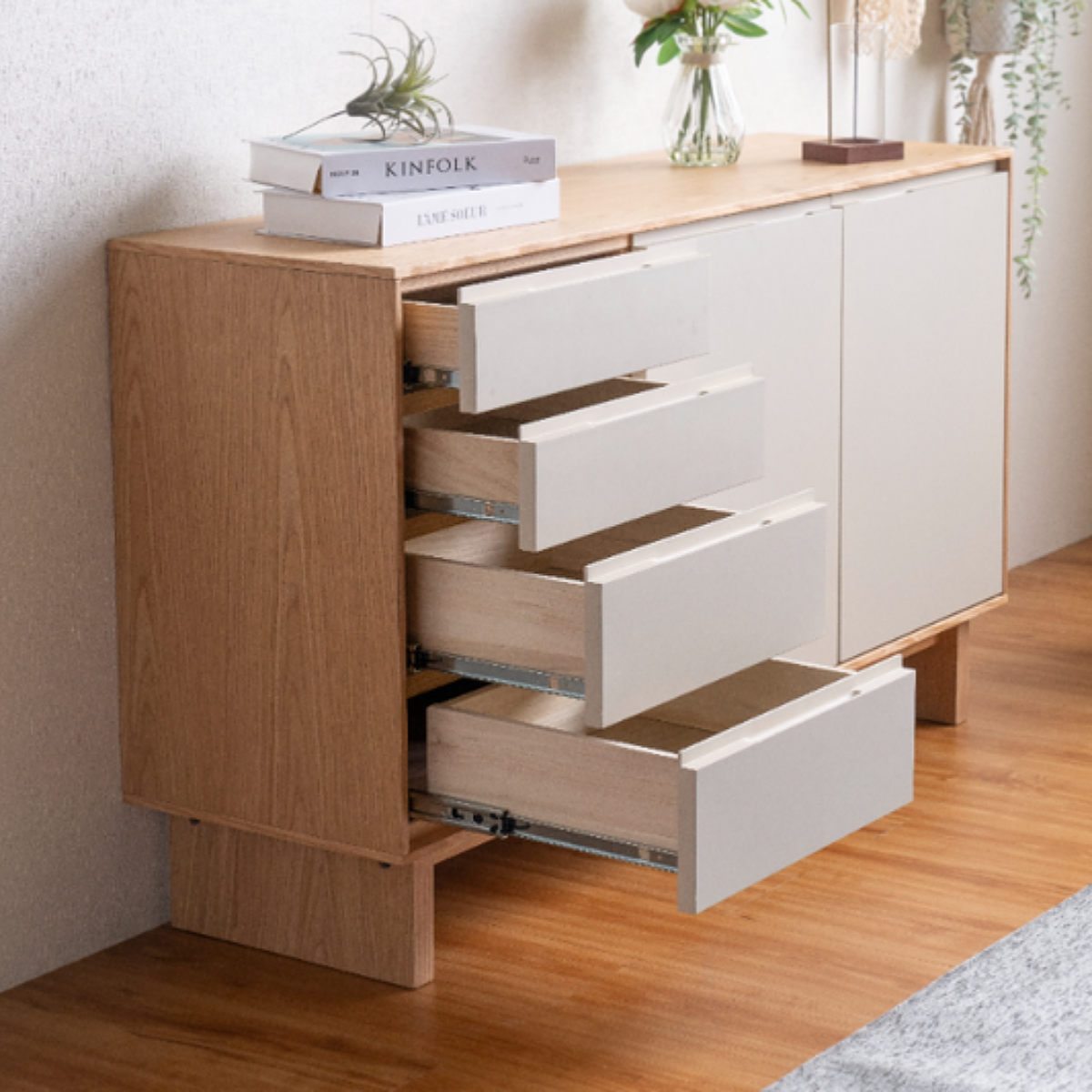 サイドボード 幅120cm 背面化粧 フルスライドレール 天然木 完成品 ( 棚 ラック 引き出し A4対応 収納 可動棚 ニュアンス くすみカラー リビングボード 4段 省スペース ツートンカラー お掃除ロボット対応 )