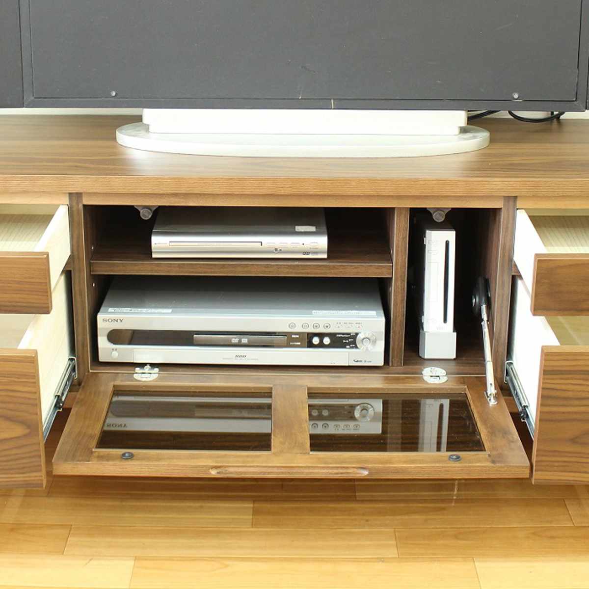 テレビ台 幅165cm 背面化粧 リモコンOK 天然木 完成品 ( ローボード 引出し ラック 棚 収納 フラップ扉 リビングボード 省スペース お掃除ロボット対応 ウォールナット ナチュラル ) 【ウォールナット】 ウォールナット