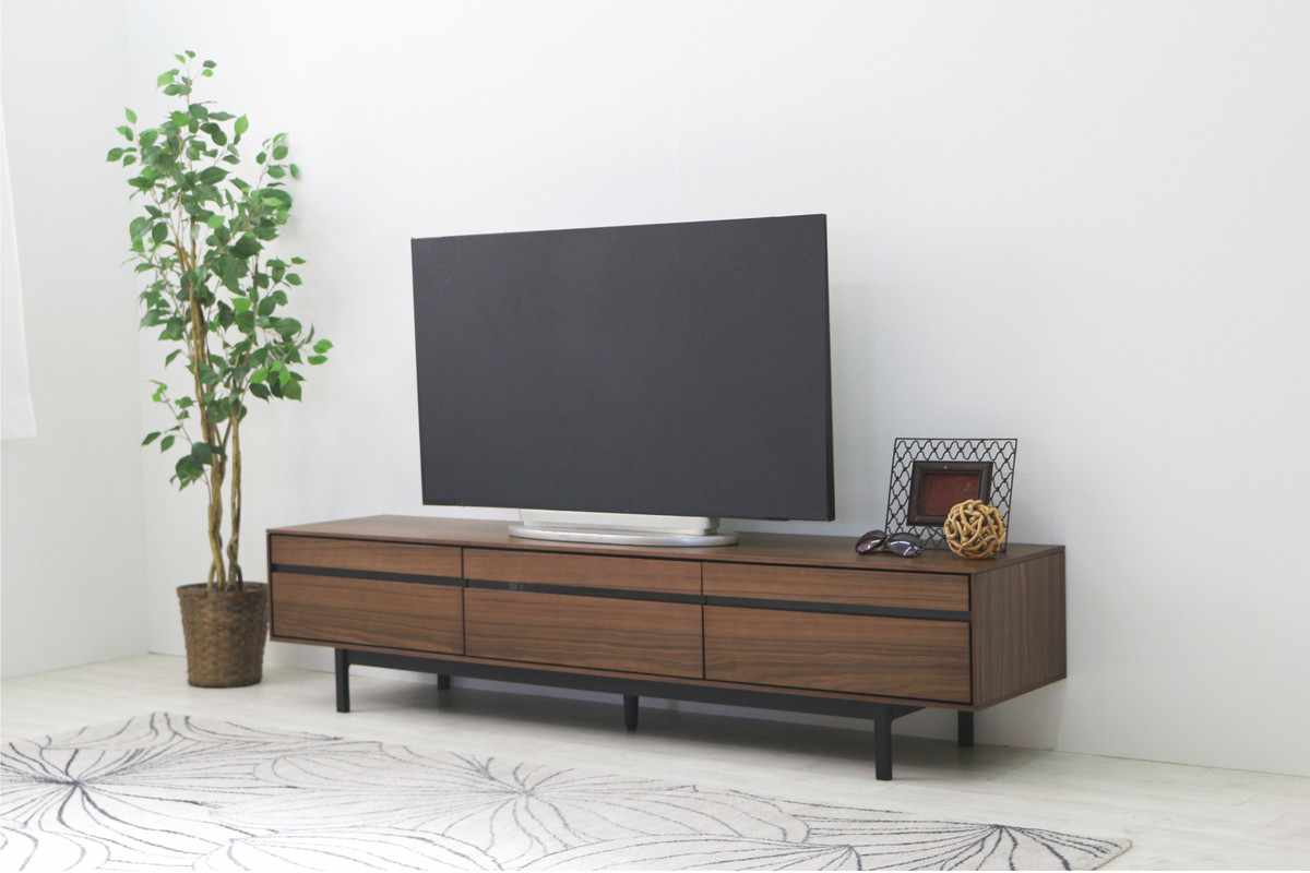 テレビ台 幅180cm 脚付き リモコンOK 天然木 完成品 ( ローボード 引出し ラック 棚 収納 フラップ扉 リビングボード 省スペース お掃除ロボット対応 グレー ウォールナット ) 【ウォールナット】 ウォールナット