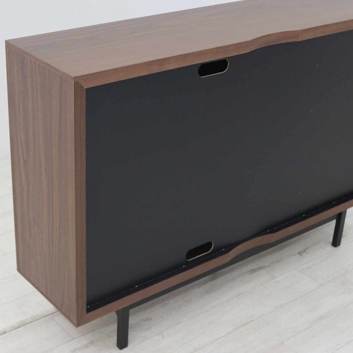 サイドボード 幅80cm 背面化粧 天然木 完成品 ( 棚 ラック 引き出し A4対応 収納 可動棚 テレビ台 リビングボード 3段 省スペース お掃除ロボット対応 グレー ウォールナット ) 【ウォールナット】 ウォールナット