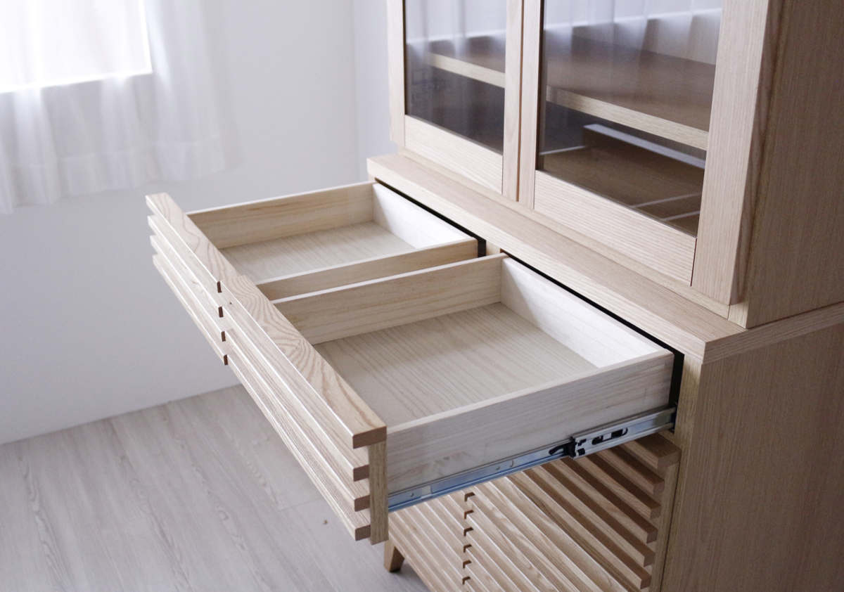 食器棚 幅80cm 高さ180cm ルーバーデザイン 天然木 ( カップボード キッチン 収納 フルスライドレール 食器収納 引き出し ブラウン ナチュラル 可動棚 ) 【ブラウン】 ブラウン