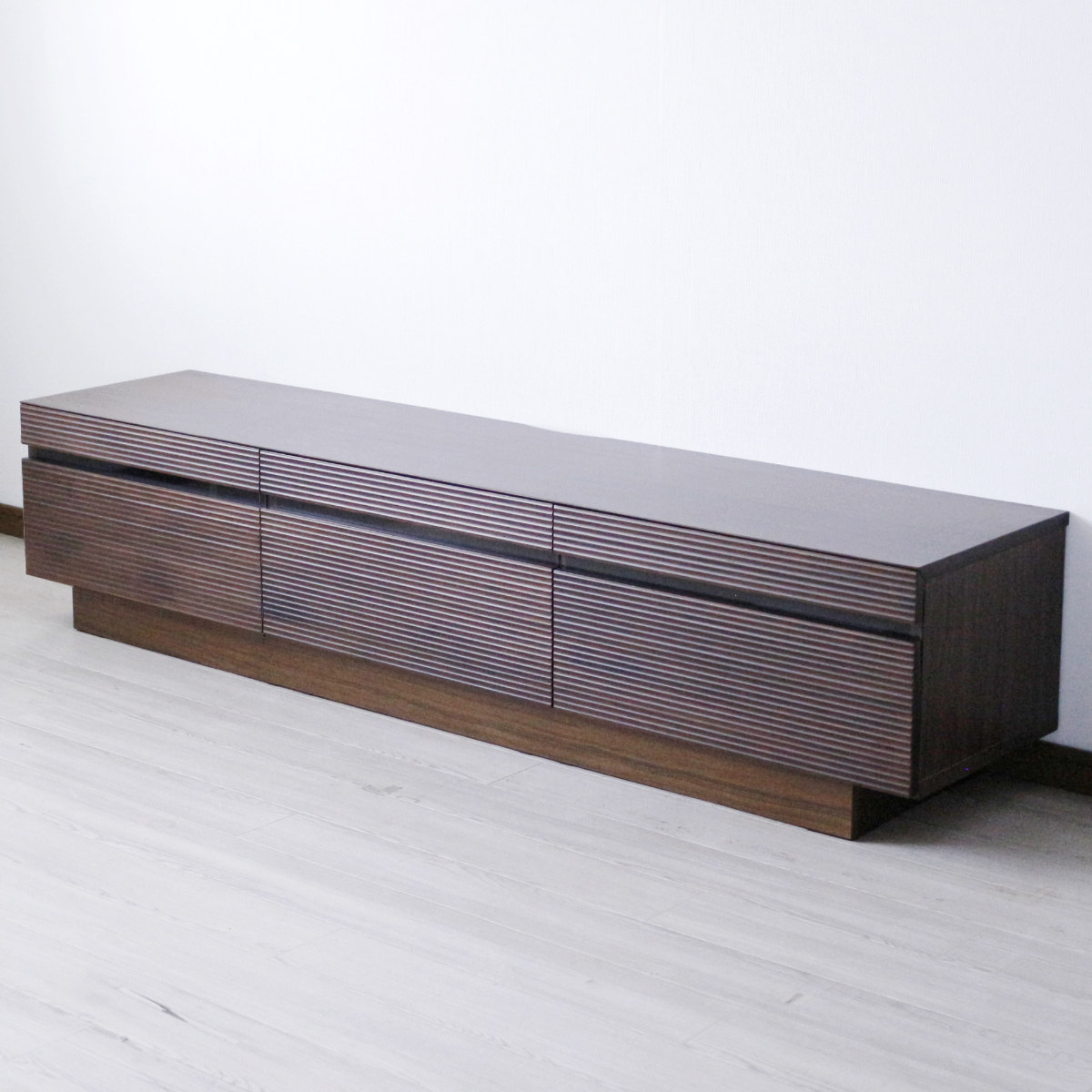 テレビ台 幅180.5cm 背面化粧 リモコンOK 天然木 完成品 ( ローボード 引出し ラック 棚 収納 フロート風 リビングボード フルオープンレール ナチュラル ウォールナット ) 【ナチュラル】 ナチュラル