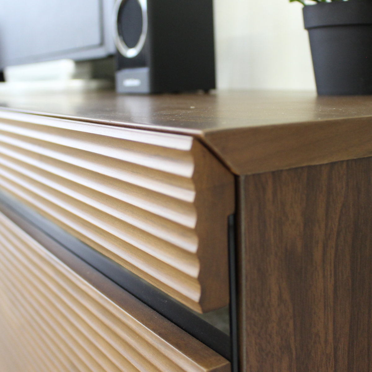 テレビ台 幅180.5cm 背面化粧 リモコンOK 天然木 完成品 ( ローボード 引出し ラック 棚 収納 フロート風 リビングボード フルオープンレール ナチュラル ウォールナット ) 【ナチュラル】 ナチュラル