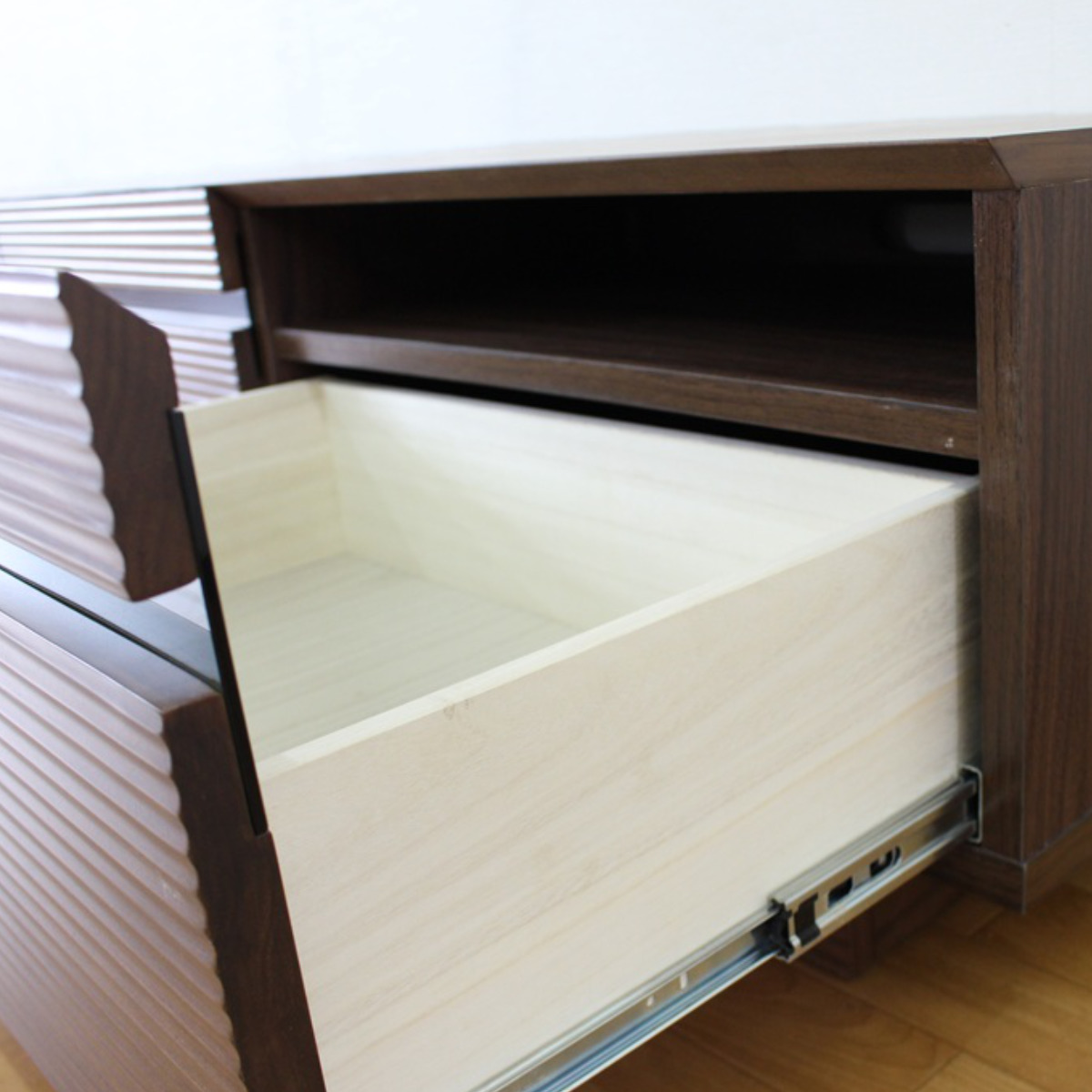 テレビ台 幅180.5cm 背面化粧 リモコンOK 天然木 完成品 ( ローボード 引出し ラック 棚 収納 フロート風 リビングボード フルオープンレール ナチュラル ウォールナット ) 【ナチュラル】 ナチュラル