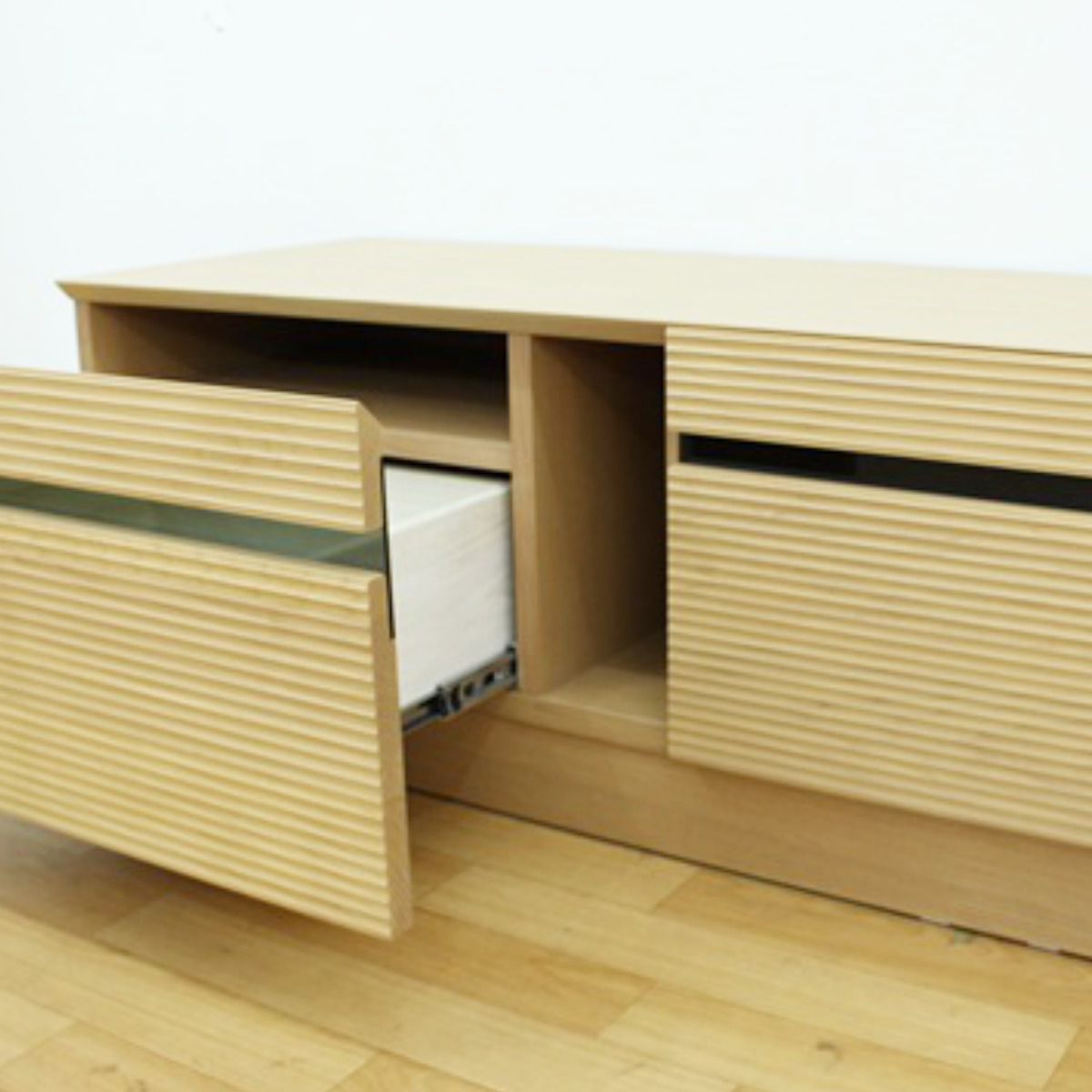 テレビ台 幅180.5cm 背面化粧 リモコンOK 天然木 完成品 ( ローボード 引出し ラック 棚 収納 フロート風 リビングボード フルオープンレール ナチュラル ウォールナット ) 【ナチュラル】 ナチュラル