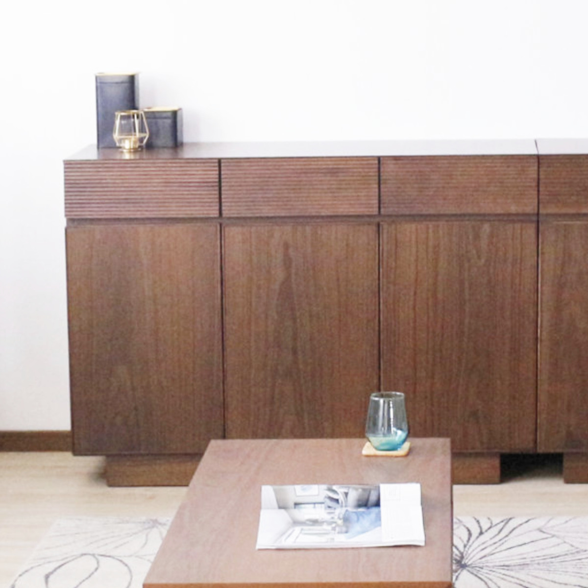 サイドボード 幅120cm 背面化粧 天然木 ( チェスト A4対応 棚 ラック 引き出し 収納 フロート風 リビングボード 可動棚 ナチュラル ウォールナット シンプル ) 【ウォールナット】 ウォールナット