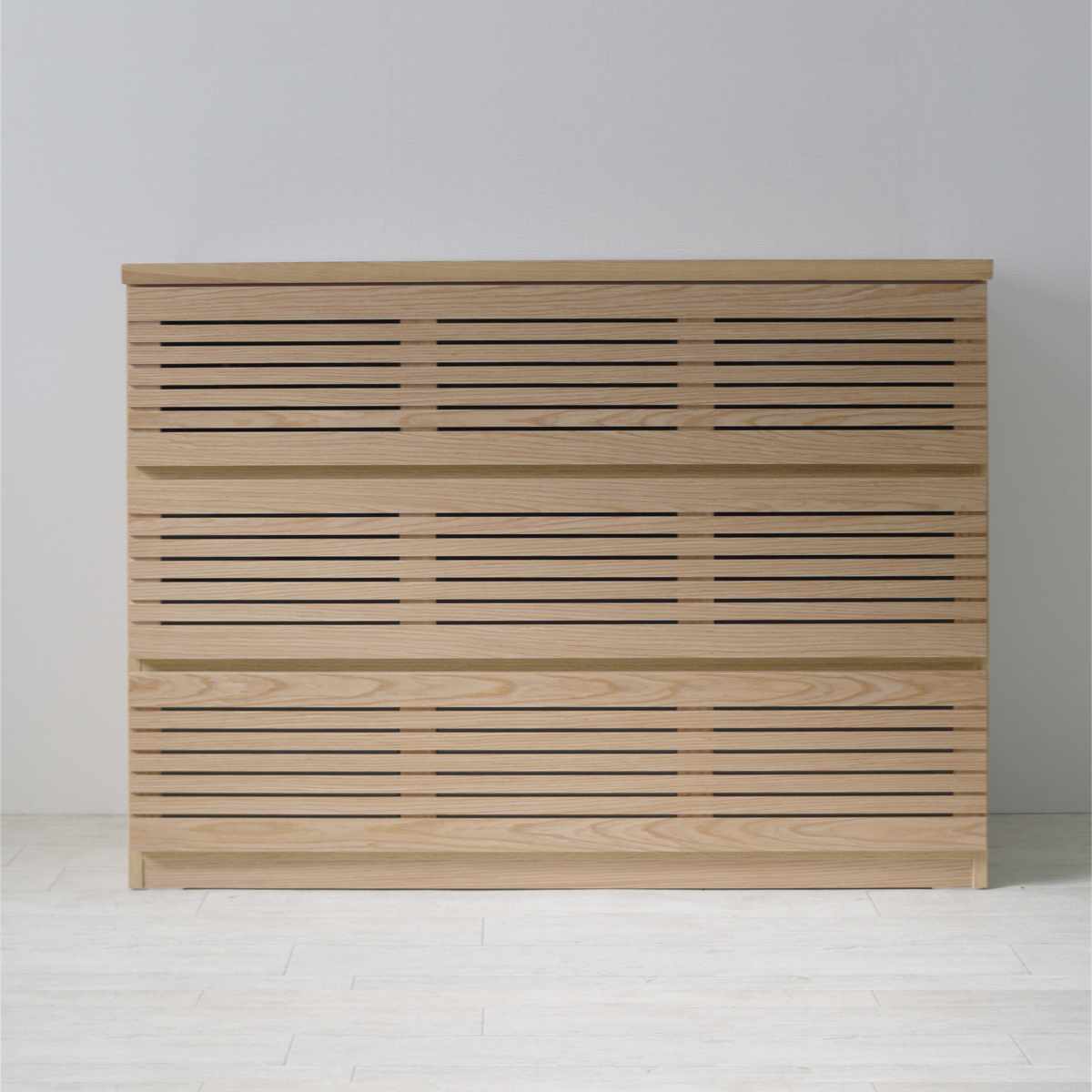 ローチェスト 幅120cm 3段 フルオープン 天然木 完成品 ( チェスト ロータイプ 衣類収納 棚 ラック フルスライドレール 木製 リビングボード 4杯 ナチュラル ウォールナット 背面化粧 桐 収納 ) 【ナチュラル】 ナチュラル