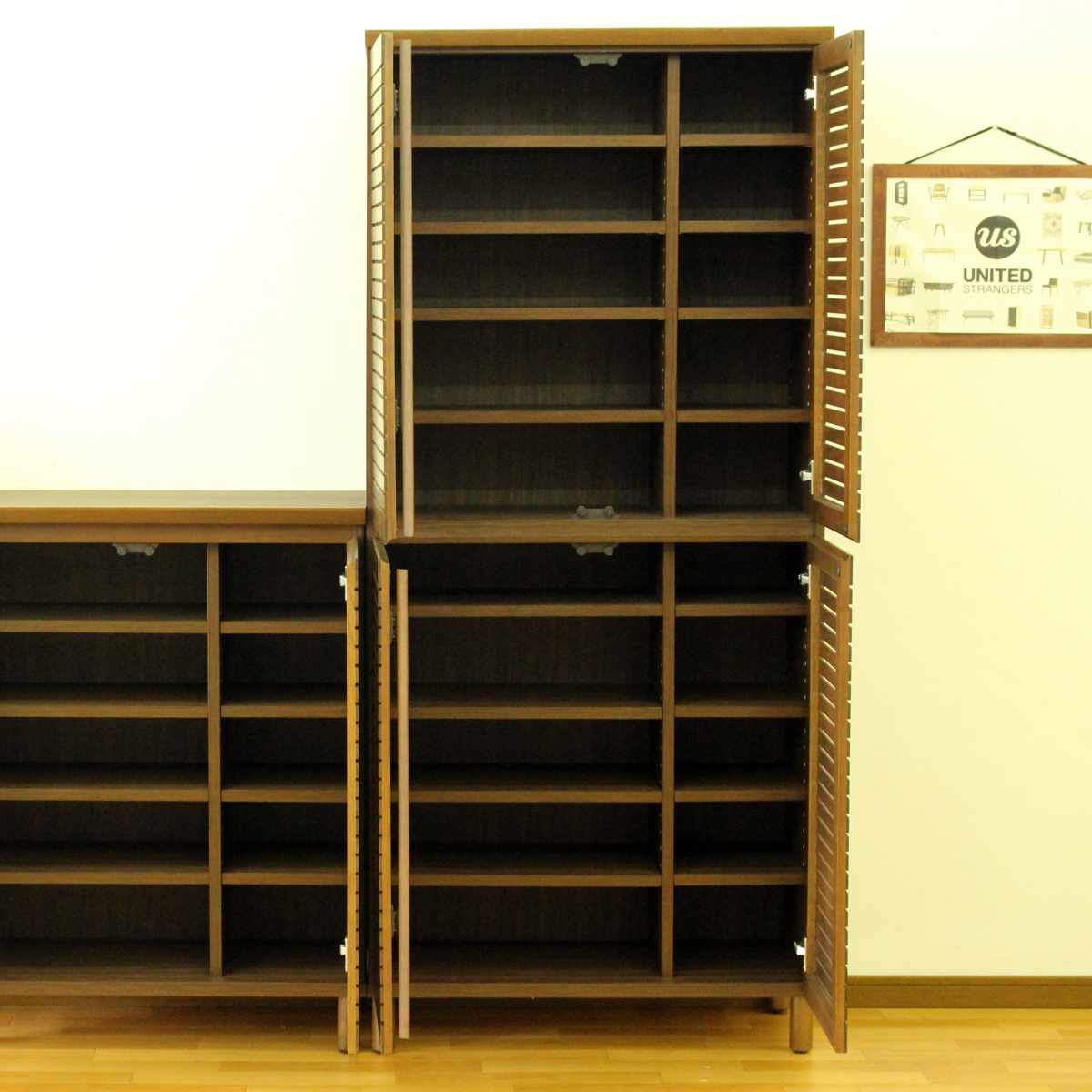 シューズキャビネット ハイタイプ 幅80cm 約30足収納 天然木 完成品 ( 靴箱 シューズボックス 下駄箱 玄関収納 ルーバー扉 玄関 靴 収納 スリム 通気性 シューズ ラック 木目調 おしゃれ 家族 納戸 シューズクローク 木製 ) 【ウォールナット】 ウォールナット