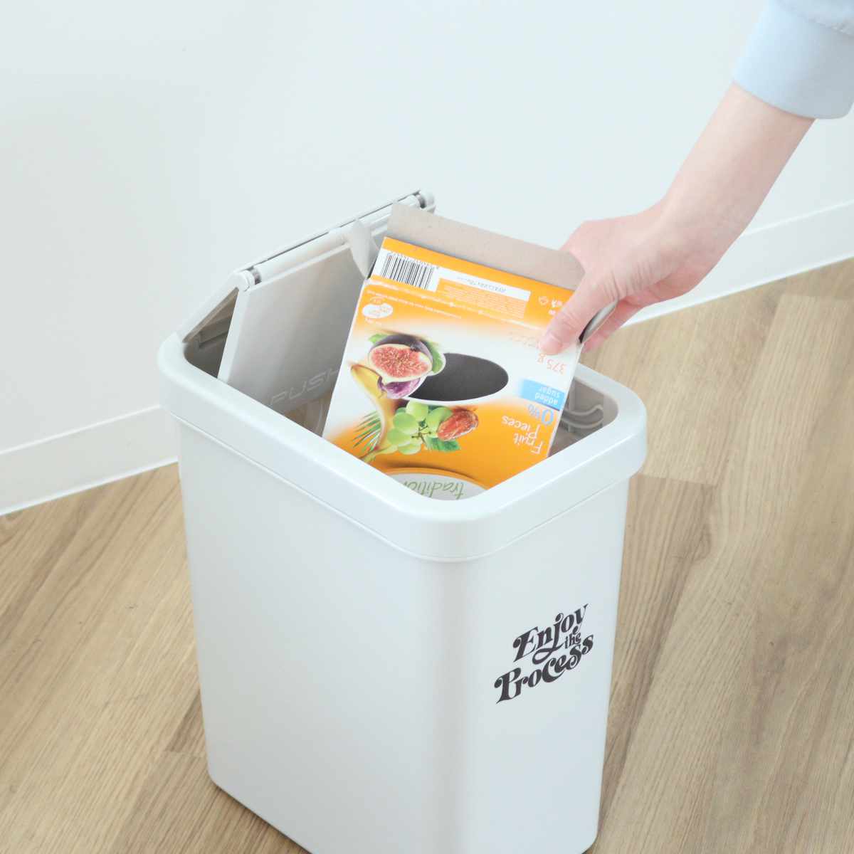 ゴミ箱 18L スライドペール 同色2個セット ふた付き ( ごみ箱 18リットル 18l ダストボックス 蓋つき スライド 小さめ 分別 コンパクト シンプル リビング キッチン 幅17 袋止め付き 袋 見えない カウンター下 北欧 省スペース ) 【ミルクティーベージュ】 ミルクティーベージュ