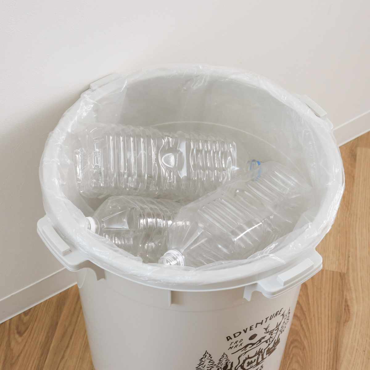 ゴミ箱 45L カラーペール アースカラー ( ごみ箱 45リットル 大容量 ふた付き 屋外 丸型 ペール 分別 収納 外用ゴミ箱 大きい 筒型 ストック 清掃用品 アウトドア用品 DIY用品 園芸用品 おしゃれ ) 【クールグレー】 クールグレー