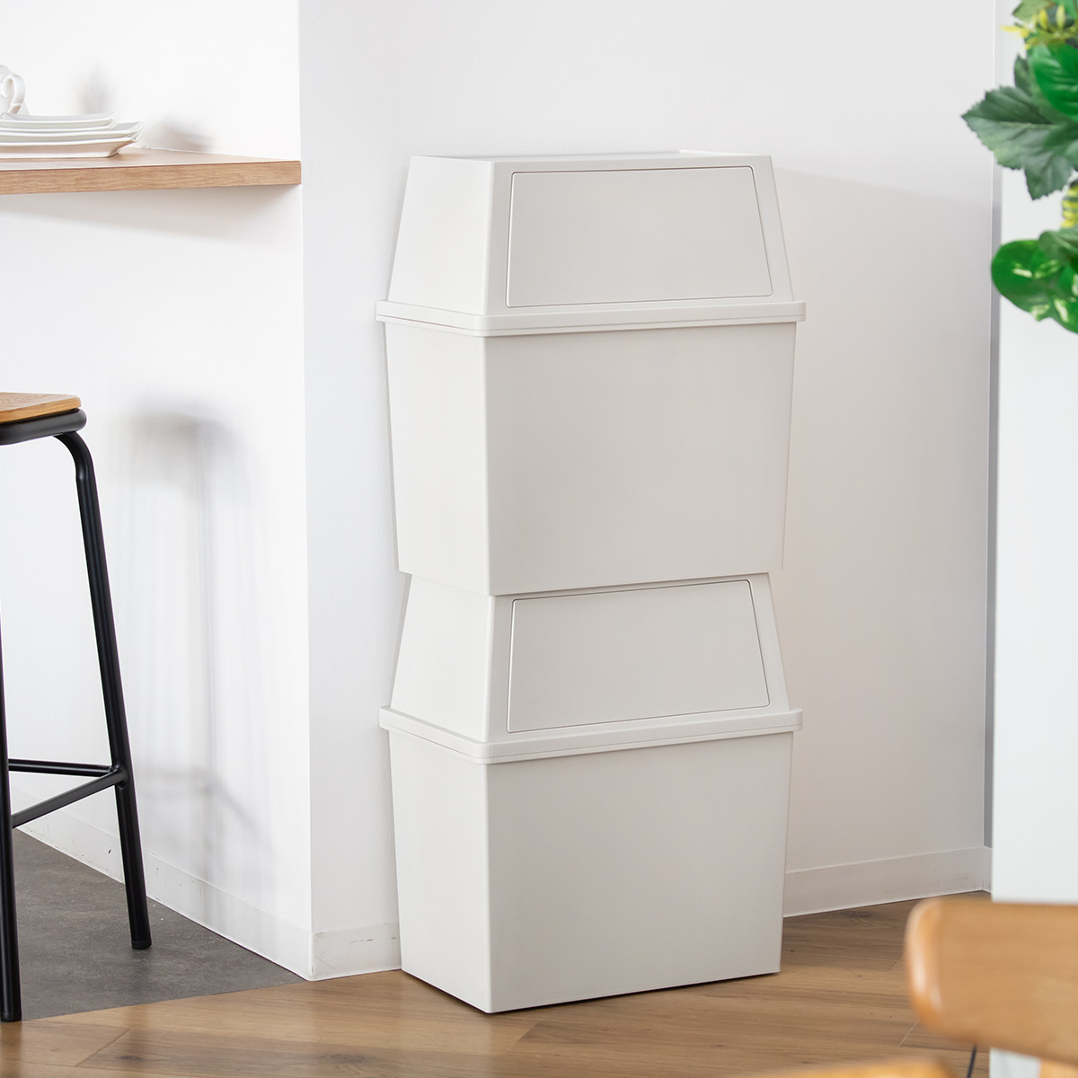 ゴミ箱 30L ワイド 積み重ね ( ごみ箱 30リットル 分別 奥行28 ふた付き キッチン ダストボックス スタッキング フロント プッシュ ふた付 前開き 蓋付き プラスチック製 くずかご ダストBOX 分別ゴミ箱 分別ごみ箱 シンプル ) 【クールグレー】 クールグレー