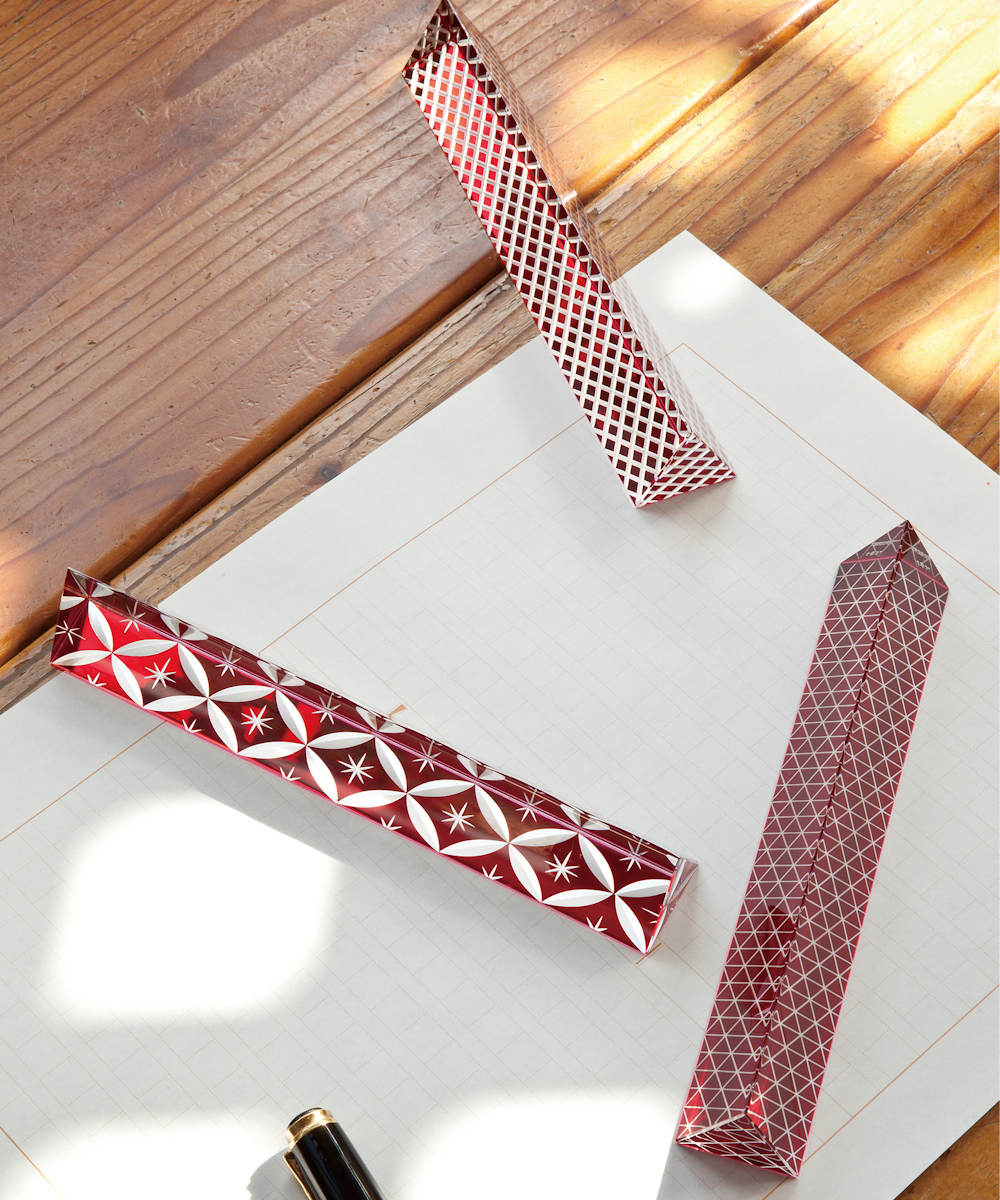 廣田硝子 文鎮 ペーパーウェイト 漆硝子文鎮 矢来柄 七宝柄 あられ ガラス ( ぶんちん 押さえ 紙 ペーパー 重し おしゃれ 文具 置き物 オブジェ 日本製 文房具 重石 卓上 デスク 机上 置物 プレゼント ギフト インテリア 雑貨 ) 【矢来柄】 矢来柄