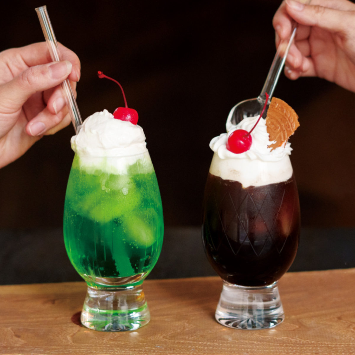 廣田硝子 グラス 250ml 耐熱性 コーヒーグラス 170re 江戸切子 格子 ( ガラス 日本製 耐熱ガラス コップ デザート パフェ デザート食器 食器 おしゃれ レトロ シンプル )