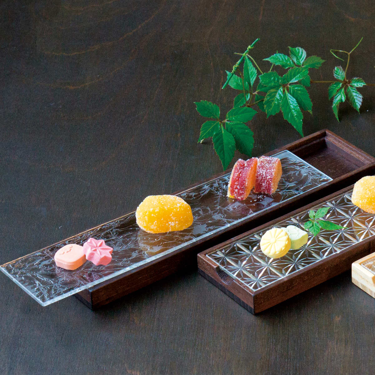 廣田硝子 皿 江戸切子 ( ガラス 日本製 お皿 プレート 桐 木製 角型 長方形 食器 小物入れ ケース おしゃれ 和モダン スタイリッシュ シンプル モダン インテリア ) 【結霜ガラス×桐白木】 結霜ガラス×桐白木