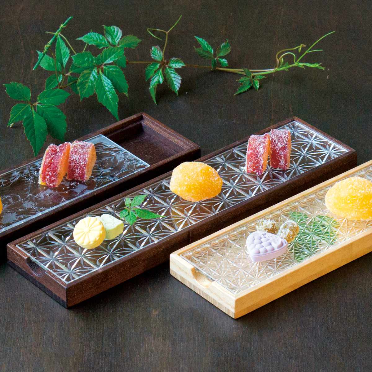 廣田硝子 皿 江戸切子 ( ガラス 日本製 お皿 プレート 桐 木製 角型 長方形 食器 小物入れ ケース おしゃれ 和モダン スタイリッシュ シンプル モダン インテリア ) 【結霜ガラス×桐白木】 結霜ガラス×桐白木