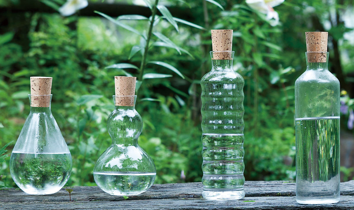 廣田硝子 ピッチャー 720ml 潤 ライン生地 栓なし ( ガラス 日本製 花瓶 フラワーベース ポット ボトル シンプル おしゃれ 透明ガラス )