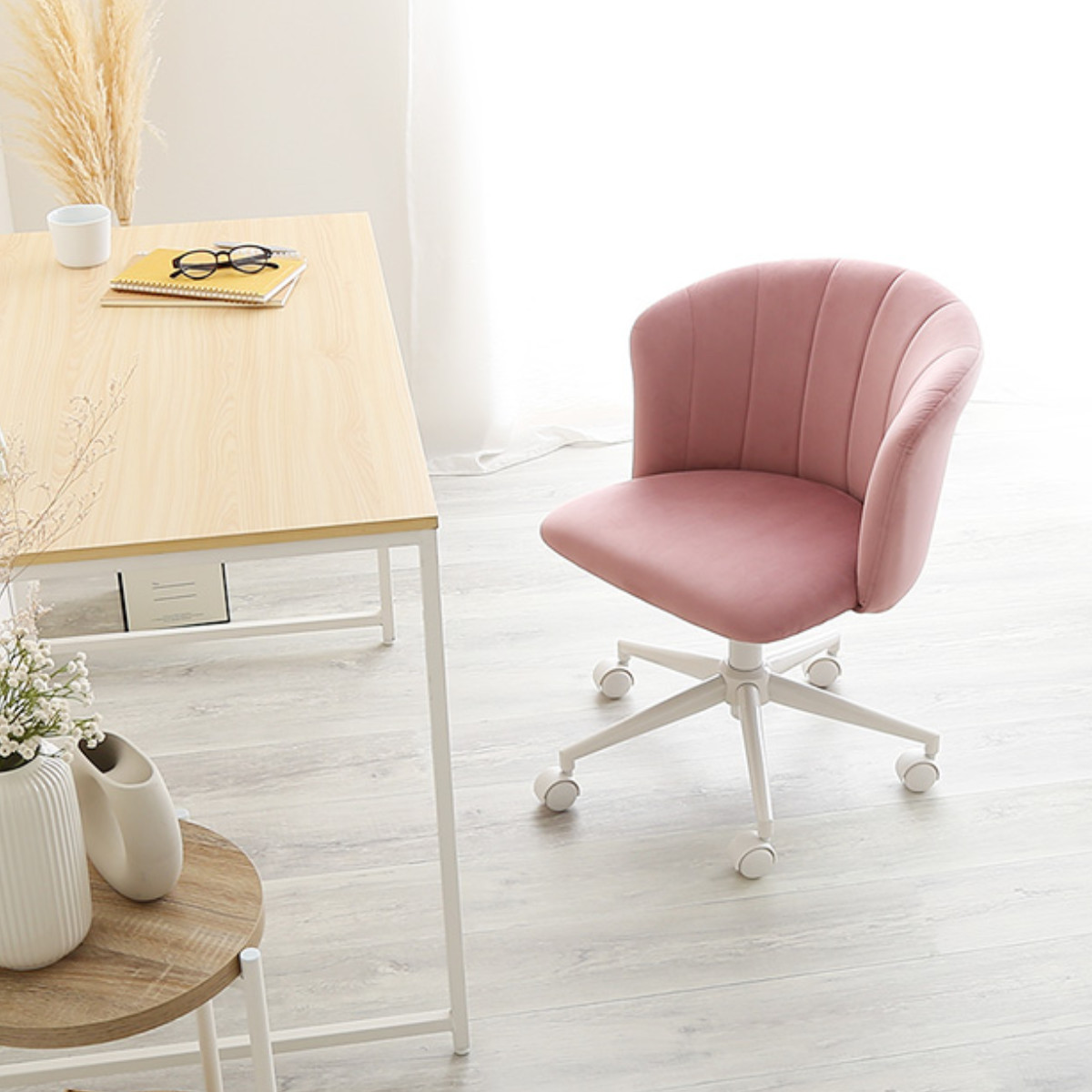 大人かわいいチェア Cherie オフィスチェア 昇降式 座面高44~52.5cm ワークチェア ( パソコンチェア キャスター付き 学習椅子 高さ調節 回転 勉強椅子 スウェード調 ふかふか 可愛い イス 椅子 いす オフィス 在宅 座面 広い 深い ) 【ピンク】 ピンク