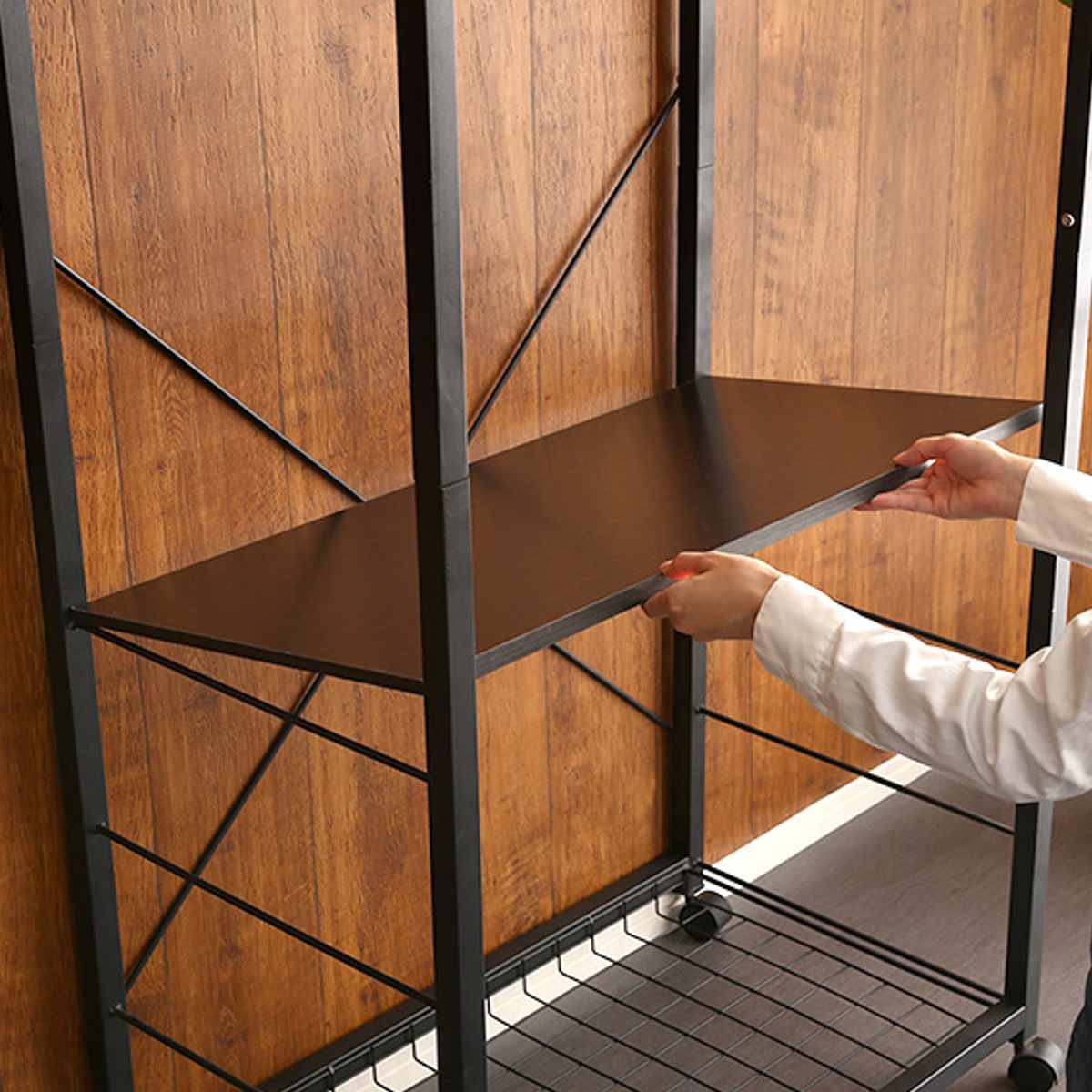 ハンガーラック Lacatas 幅75cm キャスター付き 可動棚 ( 高さ調節可能 棚付き スチールフレーム コートハンガー コート掛け 衣類収納 玄関収納 小物収納 帽子 靴 バッグ シンプル ブラック )