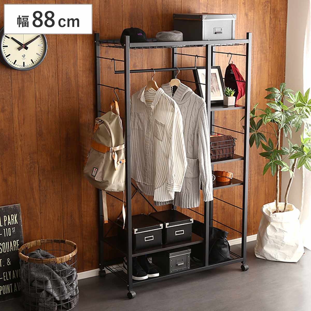 ハンガーラック Lacatas 幅88cm キャスター付き 可動棚 （ 高さ調節可能 棚付き スチールフレーム コートハンガー コート掛け 衣類収納 玄関収納 小物収納 帽子 靴 バッグ シンプル ブラック ）