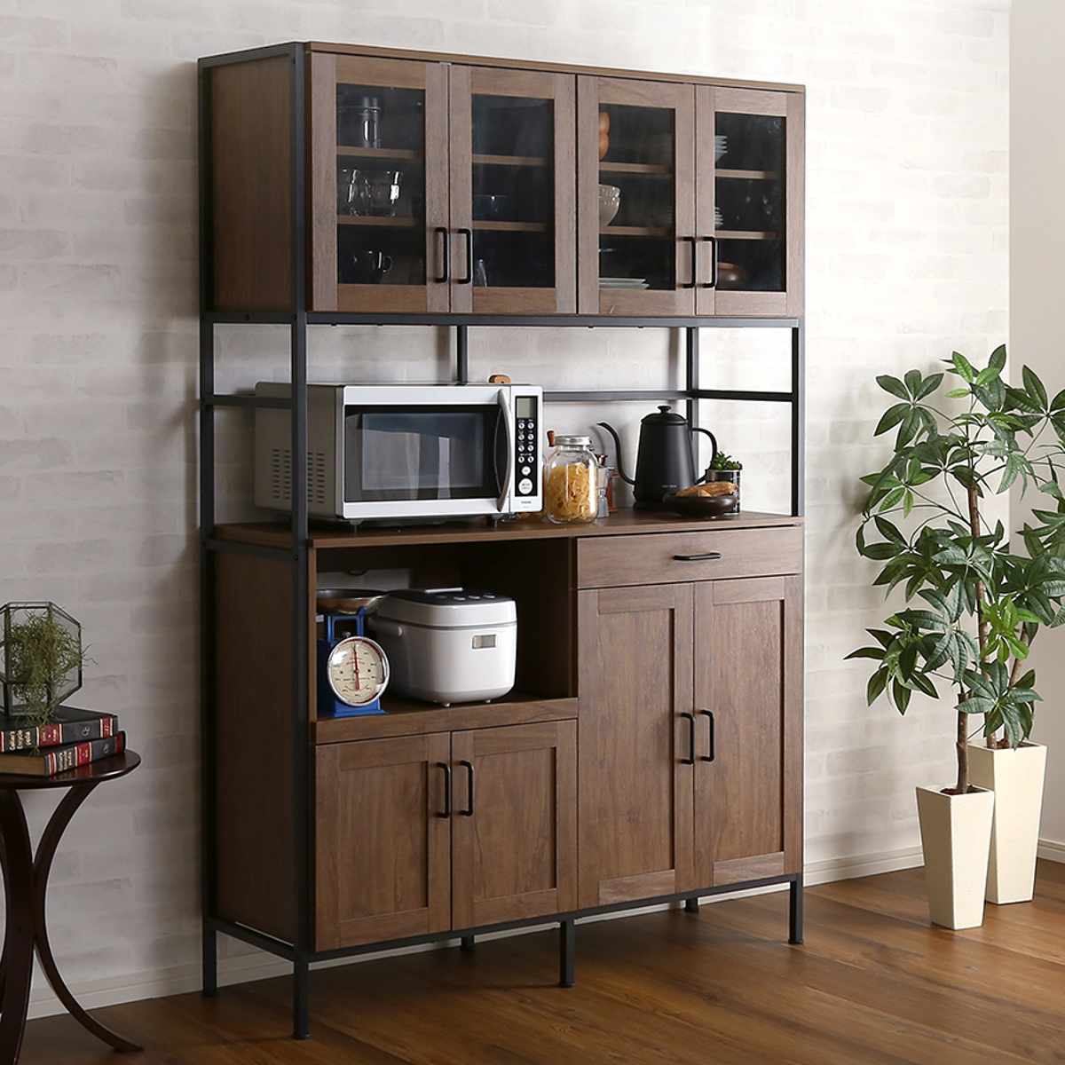 食器棚 幅122.6cm 木目調 2口コンセント付き スライド棚 引き出し 可動棚 ( レンジ台 キッチン収納 家電 キッチン 大容量 作業台 食器 カトラリー キッチン小物 スライドレール ) 【ホワイトオーク】 ホワイトオーク