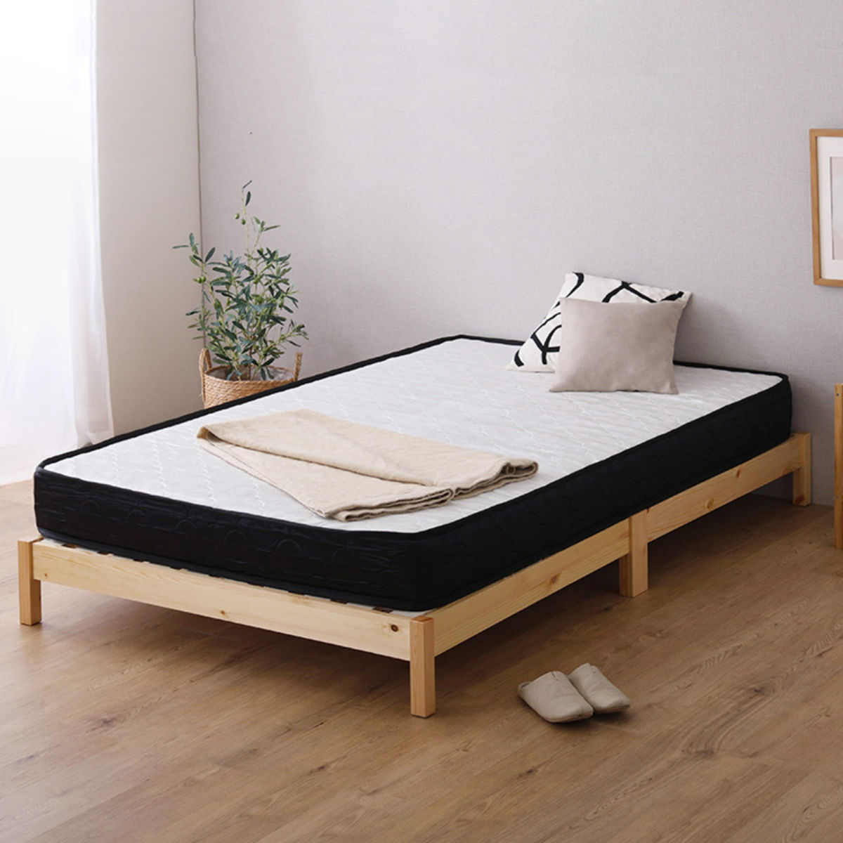 組立簡単ベッド セミシングル ポケットコイルマットレス付き ( ベッド 組立簡単 天然木 高耐荷重 マットレスセット 2分で完成 耐荷重300kg 工具不要 お掃除ロボット対応 ) 【ナチュラル×ホワイト】 ナチュラル×ホワイト
