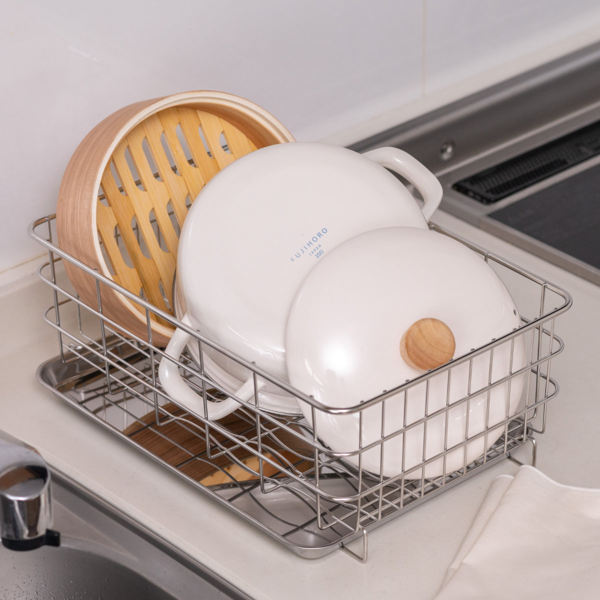 せいろ付きホーロー鍋 2段 18cm IH対応 ホーロー蓋付き 富士ホーロー Honey Ware ( ハニーウェア せいろ鍋セット 両手鍋 ホーロー 蒸し器 セイロ ガス火対応 蒸籠 竹 ミニ ほうろう鍋 シート 蓋付き 18センチ 蒸し ) 【グレージュ】 グレージュ