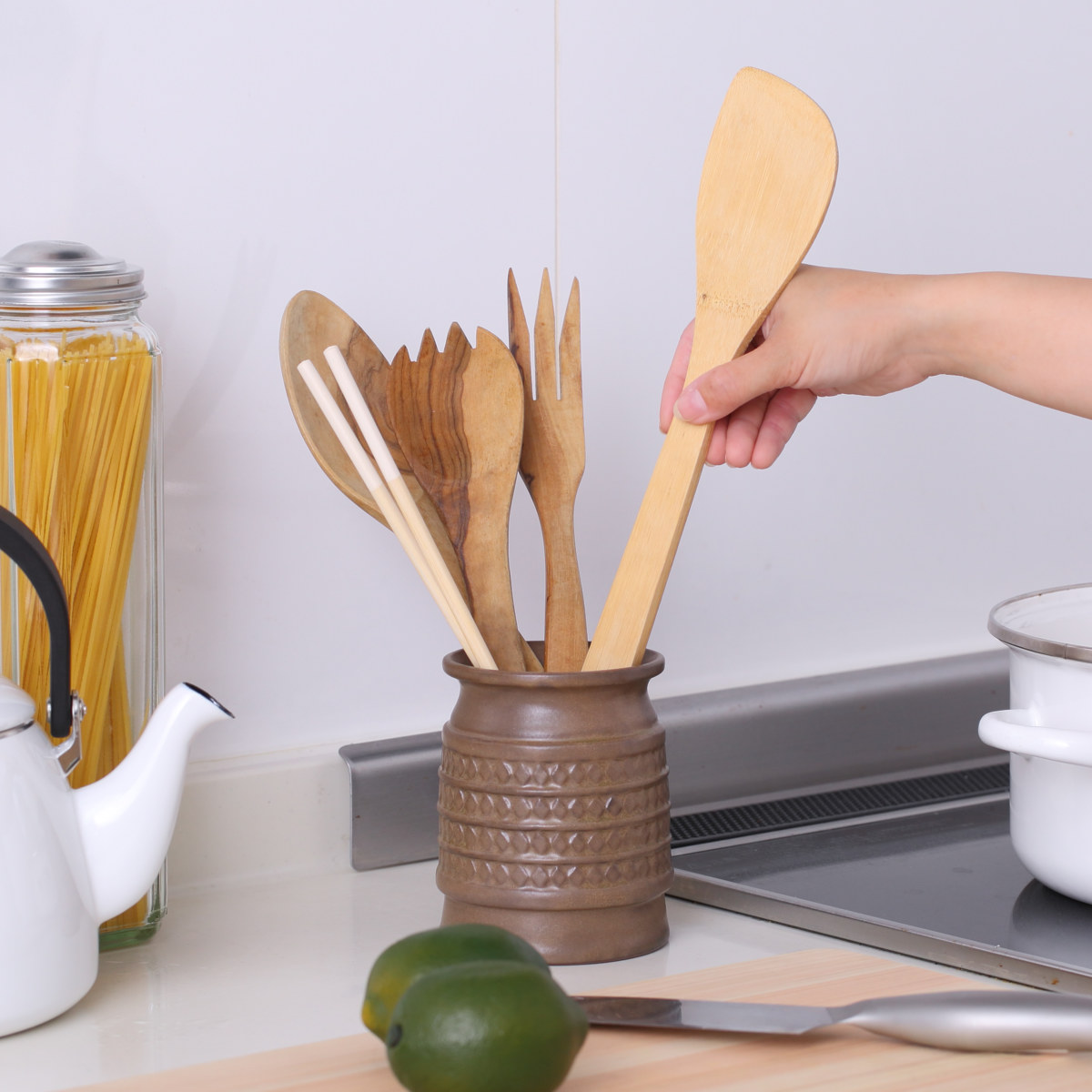 カトラリースタンド スカンジナビア ツールスタンド 磁器 日本製 ( カトラリー スタンド せっ器 北欧 キッチンツール収納 調理道具 キッチンツール 収納 調理道具立て 食洗機対応 花瓶 フラワーベース マット おしゃれ かわいい ) 【マットブロンズ】 マットブロンズ