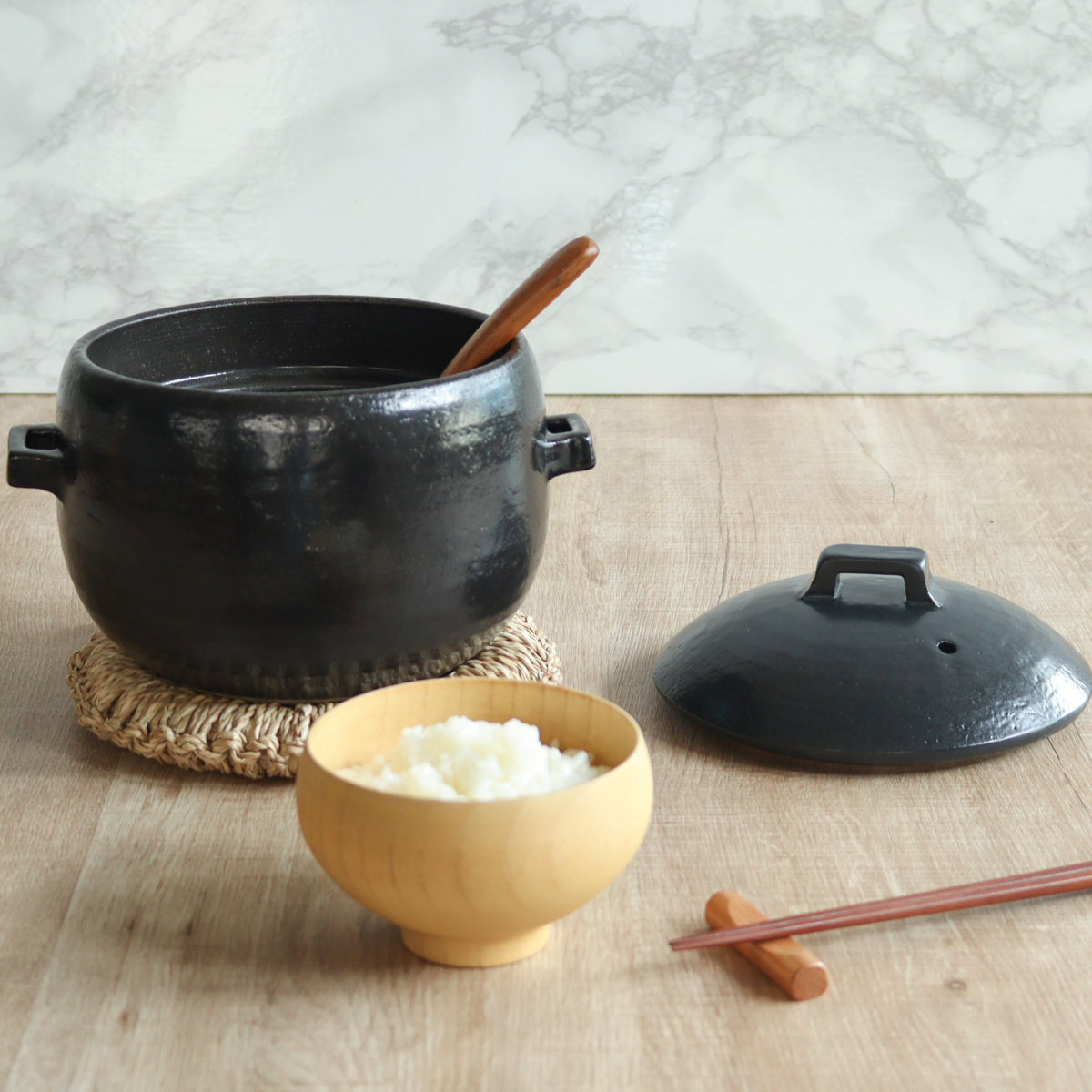 炊飯土鍋 2合炊 直火専用 中蓋付き OKATTE ごはん土鍋 日本製 ( ごはん鍋 ご飯土鍋 陶器製 どなべ おすすめ 電子レンジ対応 オーブン対応 2合 1合炊き ガス火対応 直火対応 ご飯鍋 土鍋 炊飯鍋 炊飯用土鍋 二合炊き 二重蓋 ) 【ホワイト】 ホワイト