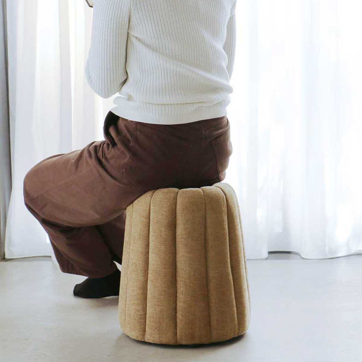 スツール カヌレ 座面高40.5cm ( 椅子 オットマン コンパクト ローチェア チェア イス かわいい スイーツ お菓子 くすみカラー インテリア ) 【ピンク】 ピンク