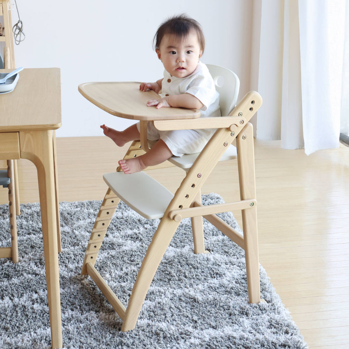 キッズチェア ハイタイプ 折りたたみ 高さ調節 freddy ( ベビーチェア 子ども椅子 子ども キッズ チェア 木製 天然木 イス 椅子 完成品 ハイチェア トレー付き 足置き 落下防止バー 滑り止め加工 安心 食事 折り畳み ) 【ストームグレー】 ストームグレー