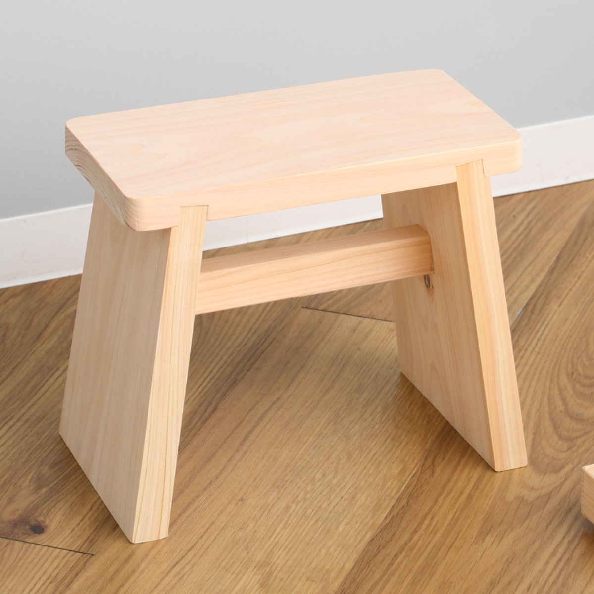 風呂椅子 風呂イス 桧風呂椅子(大) ( フロイス バスチェア バス用品 桧風呂椅子大 風呂 イス いす 椅子 バスチェアー 桧 ヒノキ 檜 天然木 木製バスチェア 風呂用品 風呂グッズ バスグッズ 大型バスグッズ 木製風呂グッズ )