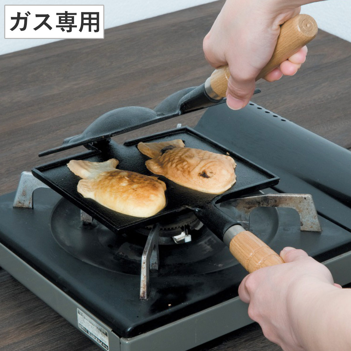 家庭用たい焼き器 たい焼き器 ガス火専用 （ ガス火用 たい焼きプレート 鯛焼きプレート タイ焼きプレート 鉄製たい焼きプレート 鉄製タイ焼きプレート 鉄製鯛焼きプレート 鉄製鯛焼き器 鉄製たい焼き器 鉄製タイ焼き器 池永鉄工 ）