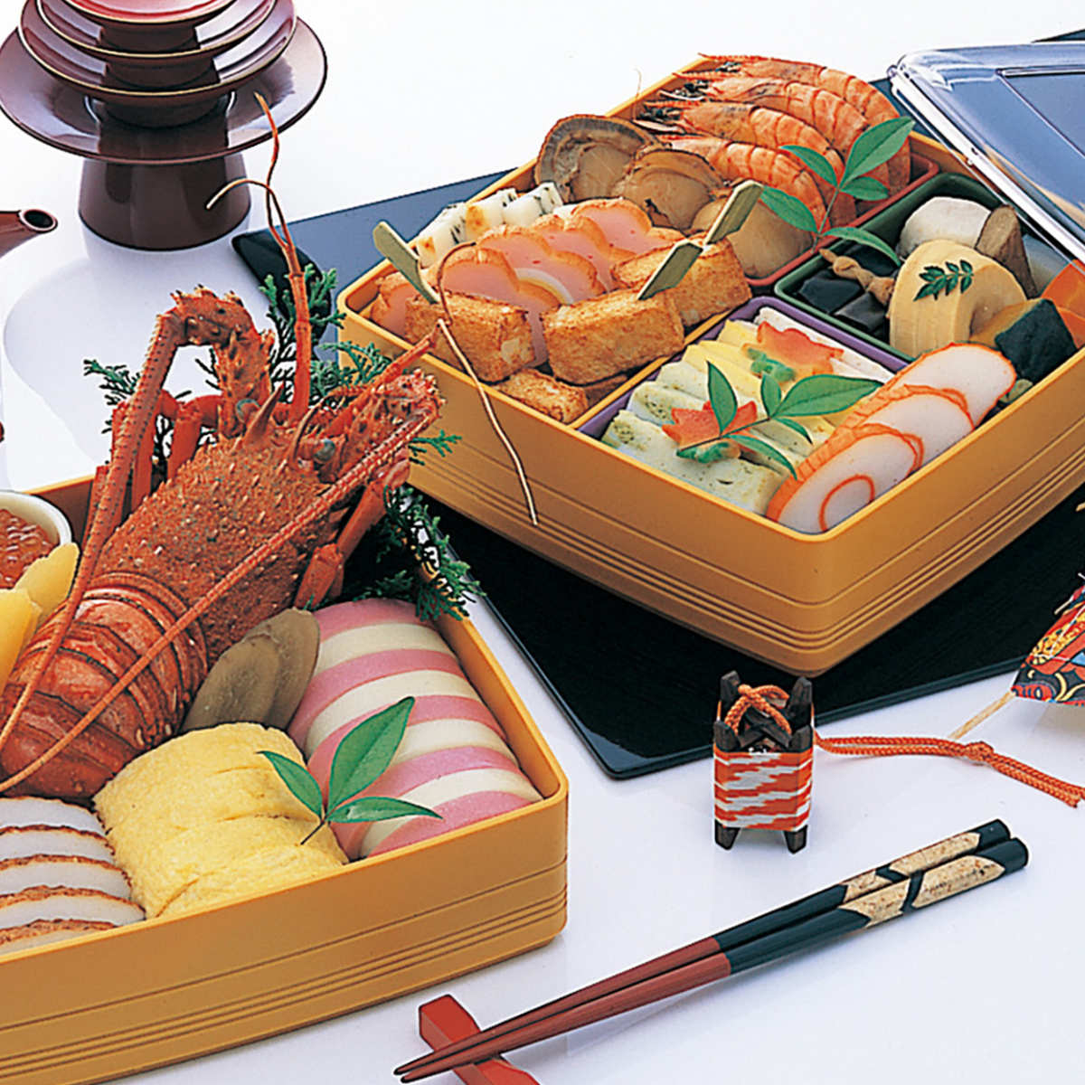 お重 彩御膳 2段 ( 御重 ファミリーランチボックス 和風 お正月 日本製 お重箱 4~5人 一段 仕切付き 中子付き 中子 無地 お弁当 入れ物 おせち 2段 シンプル オシャレ 上品 ) 【ブラック】 ブラック