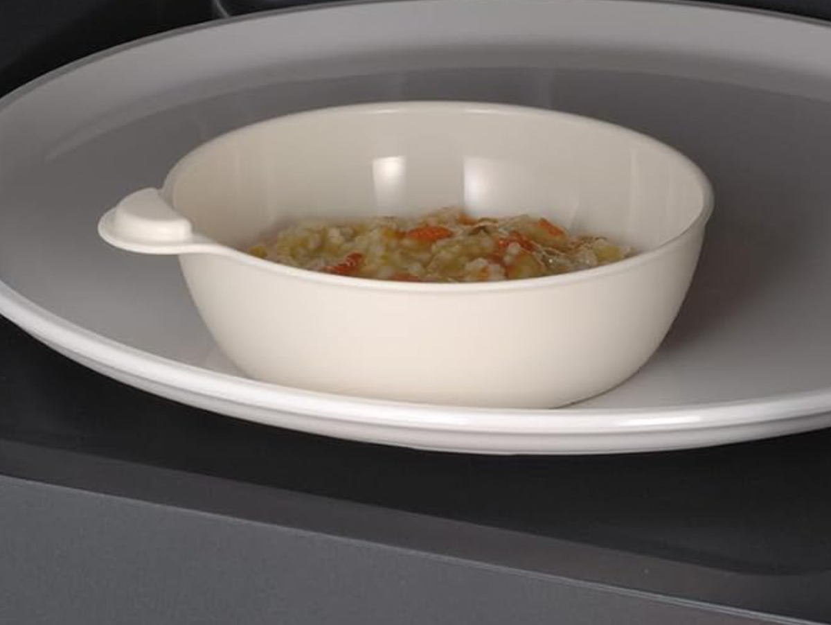 プレート 離乳食プレート ( 日本製 電子レンジOK ベビー食器 食器 皿 深め 仕切り 離乳食 赤ちゃん ベビー 子ども ごはん 食事 おかゆ おかず 食べやすい 使いやすい ランチプレート レンジ対応 子供 子供用 女の子 男の子 ) 【グリーン】 グリーン