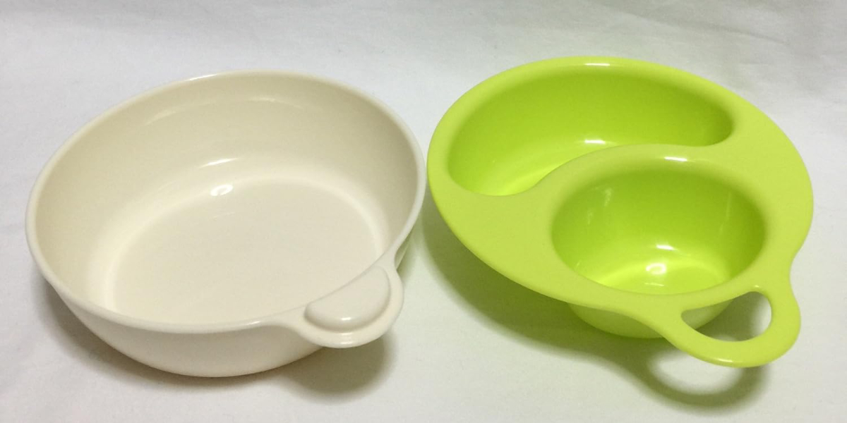 プレート 離乳食プレート ( 日本製 電子レンジOK ベビー食器 食器 皿 深め 仕切り 離乳食 赤ちゃん ベビー 子ども ごはん 食事 おかゆ おかず 食べやすい 使いやすい ランチプレート レンジ対応 子供 子供用 女の子 男の子 ) 【グリーン】 グリーン