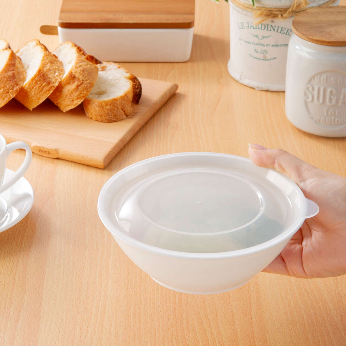 保存容器 そのまま食卓に出せる保存容器 L ( 480ml 保存 容器 食品保存容器 食品 食洗機対応 電子レンジ対応 冷凍 食品保存 日本製 ストッカー 作り置き 常備菜 そのまま出せる 白い器 プラスチック BPAフリー )
