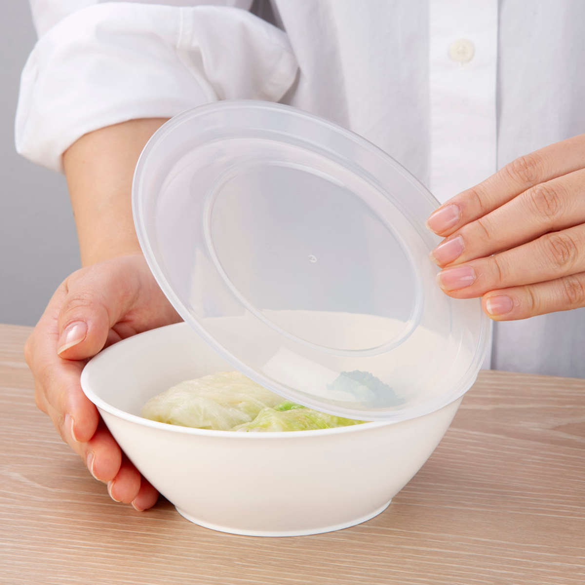 保存容器 そのまま食卓に出せる保存容器 L ( 480ml 保存 容器 食品保存容器 食品 食洗機対応 電子レンジ対応 冷凍 食品保存 日本製 ストッカー 作り置き 常備菜 そのまま出せる 白い器 プラスチック BPAフリー )