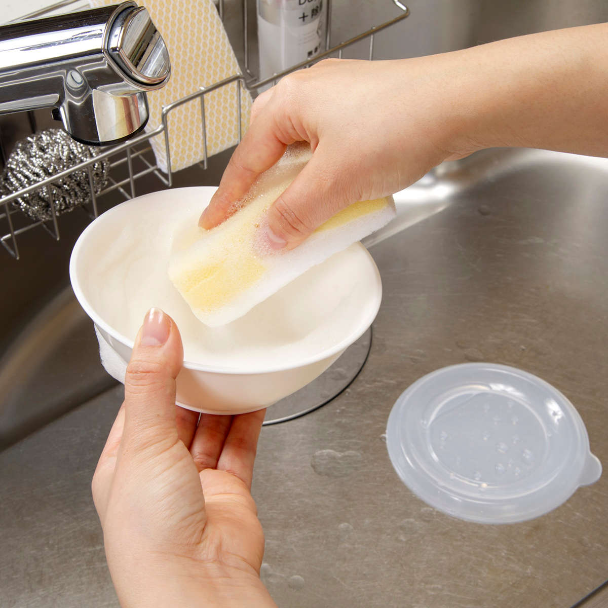 保存容器 そのまま食卓に出せる保存容器 M ( 380ml 保存 容器 食品保存容器 食品 食洗機対応 電子レンジ対応 冷凍 食品保存 日本製 ストッカー 作り置き 常備菜 そのまま出せる 白い器 プラスチック BPAフリー )