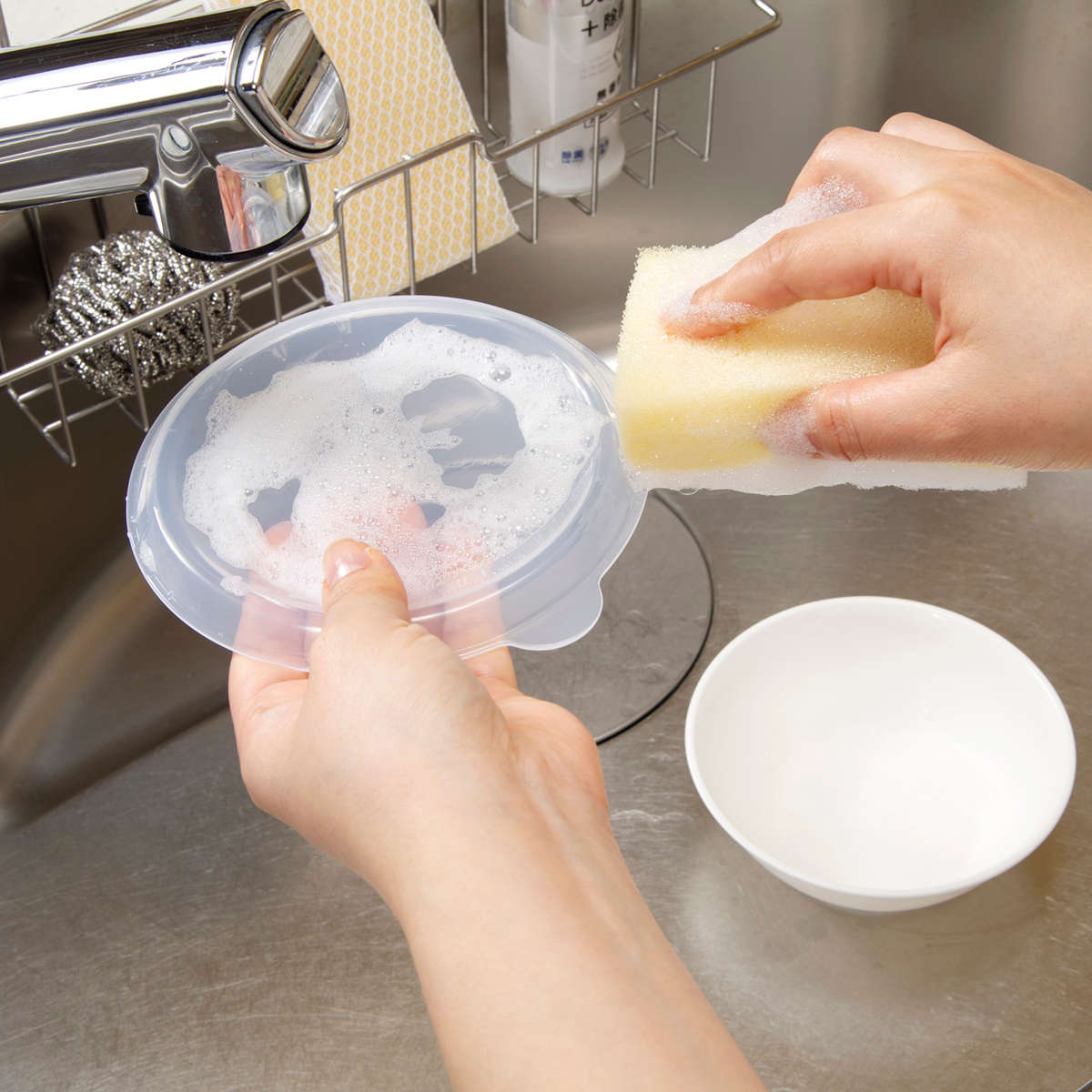 保存容器 そのまま食卓に出せる保存容器 M ( 380ml 保存 容器 食品保存容器 食品 食洗機対応 電子レンジ対応 冷凍 食品保存 日本製 ストッカー 作り置き 常備菜 そのまま出せる 白い器 プラスチック BPAフリー )