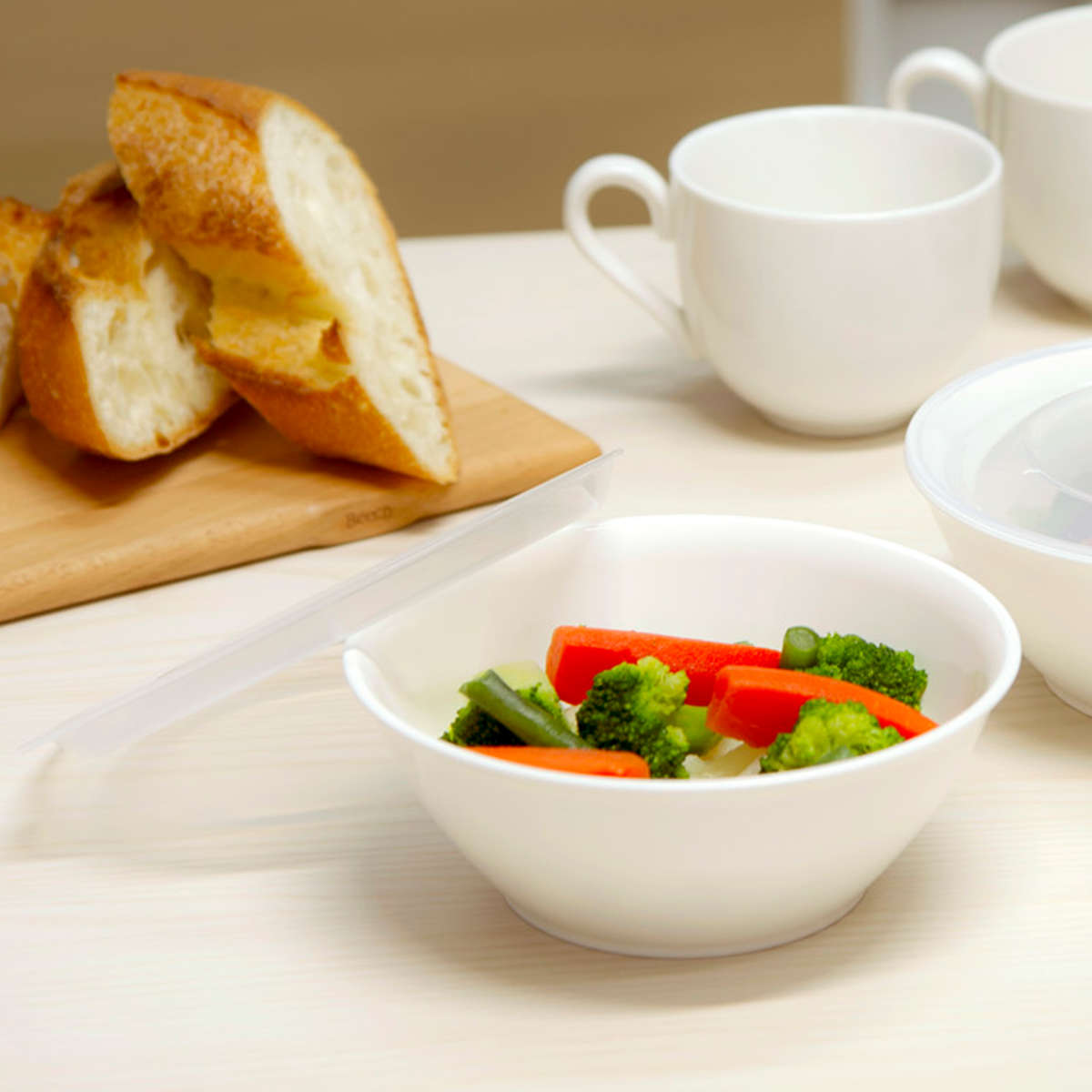 保存容器 そのまま食卓に出せる保存容器 M ( 380ml 保存 容器 食品保存容器 食品 食洗機対応 電子レンジ対応 冷凍 食品保存 日本製 ストッカー 作り置き 常備菜 そのまま出せる 白い器 プラスチック BPAフリー )