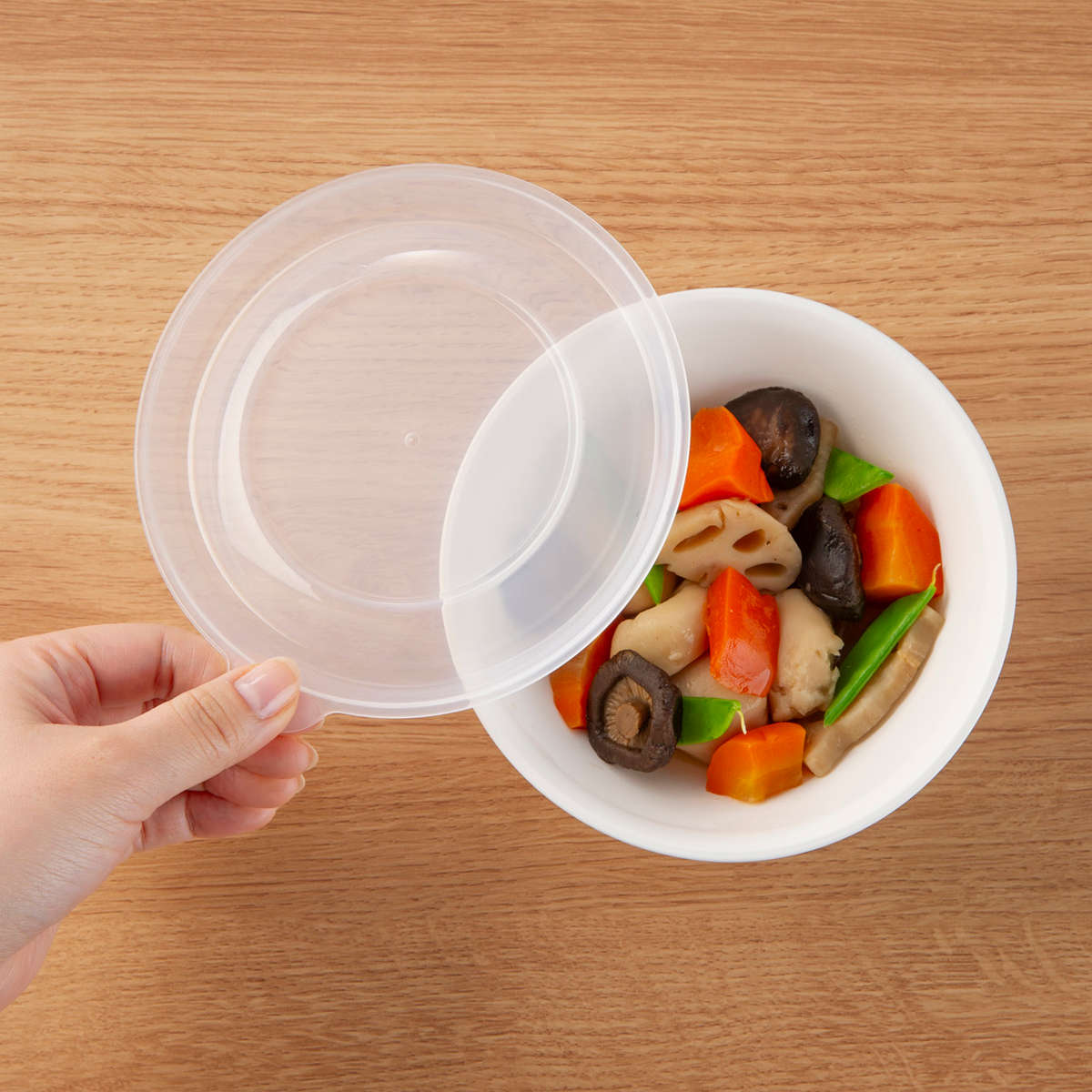 保存容器 そのまま食卓に出せる保存容器 M ( 380ml 保存 容器 食品保存容器 食品 食洗機対応 電子レンジ対応 冷凍 食品保存 日本製 ストッカー 作り置き 常備菜 そのまま出せる 白い器 プラスチック BPAフリー )