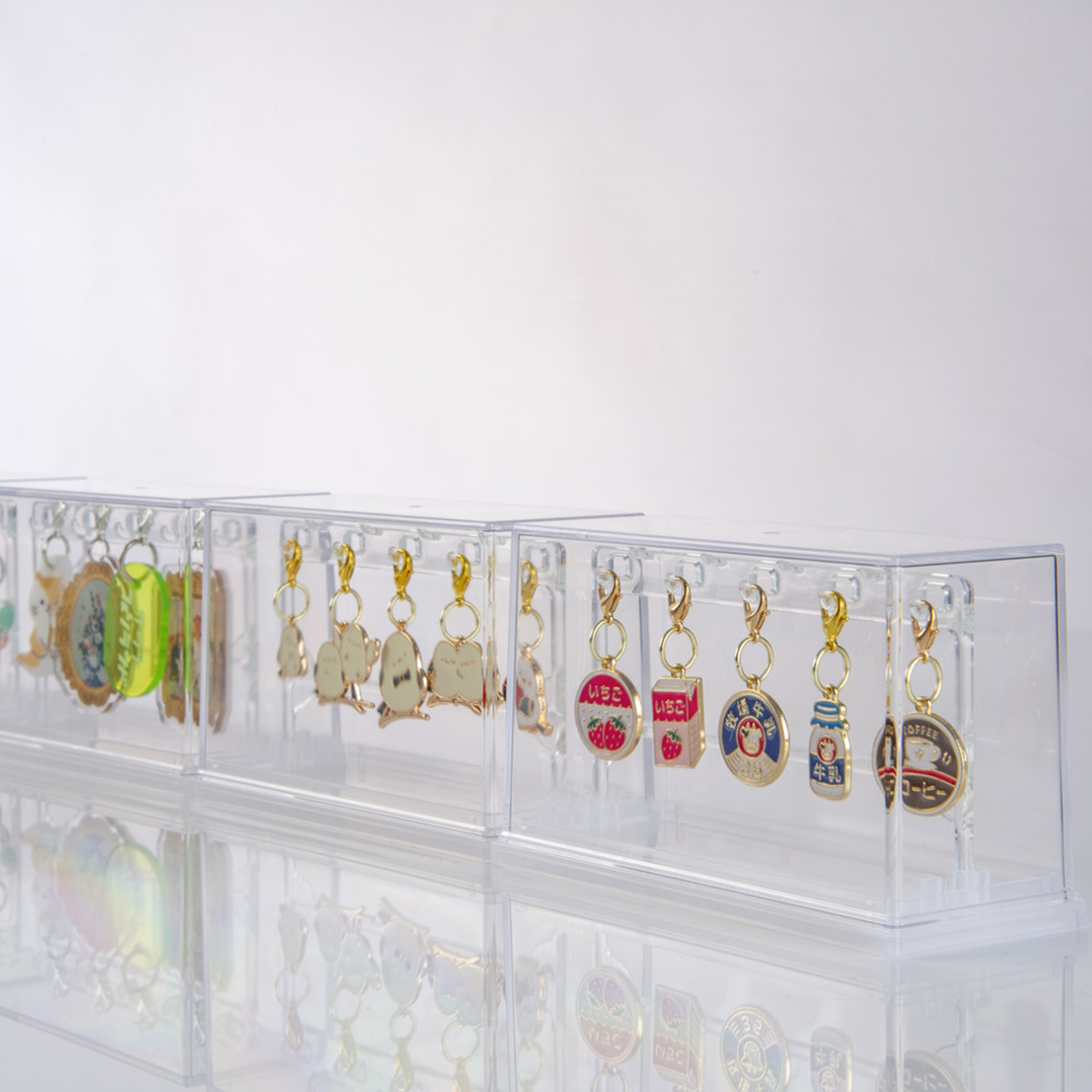 ミニチャーム ディスプレイケース 収納ケース11.9×5.3×7.3cm ( 収納 ケース ディスプレイ 飾る コレクション ボックス コレクションケース 見せる収納 ディスプレー 入れ物 入れ 収集 ガチャガチャ )