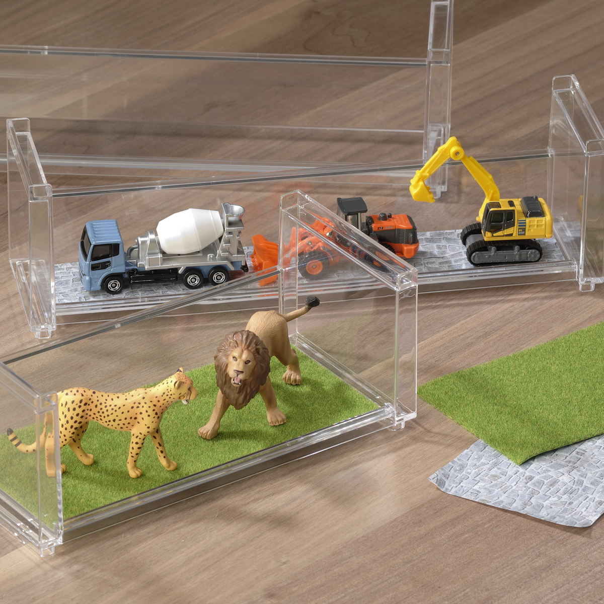 ディスプレイラック 幅19.8×奥行9.3×高さ8.1cm スタッキング 卓上 収納 ( ディスプレイ コレクション ケース プラスチック クリアケース フィギュア ディスプレイケース ラック インテリア 飾る 棚 見せる収納 )