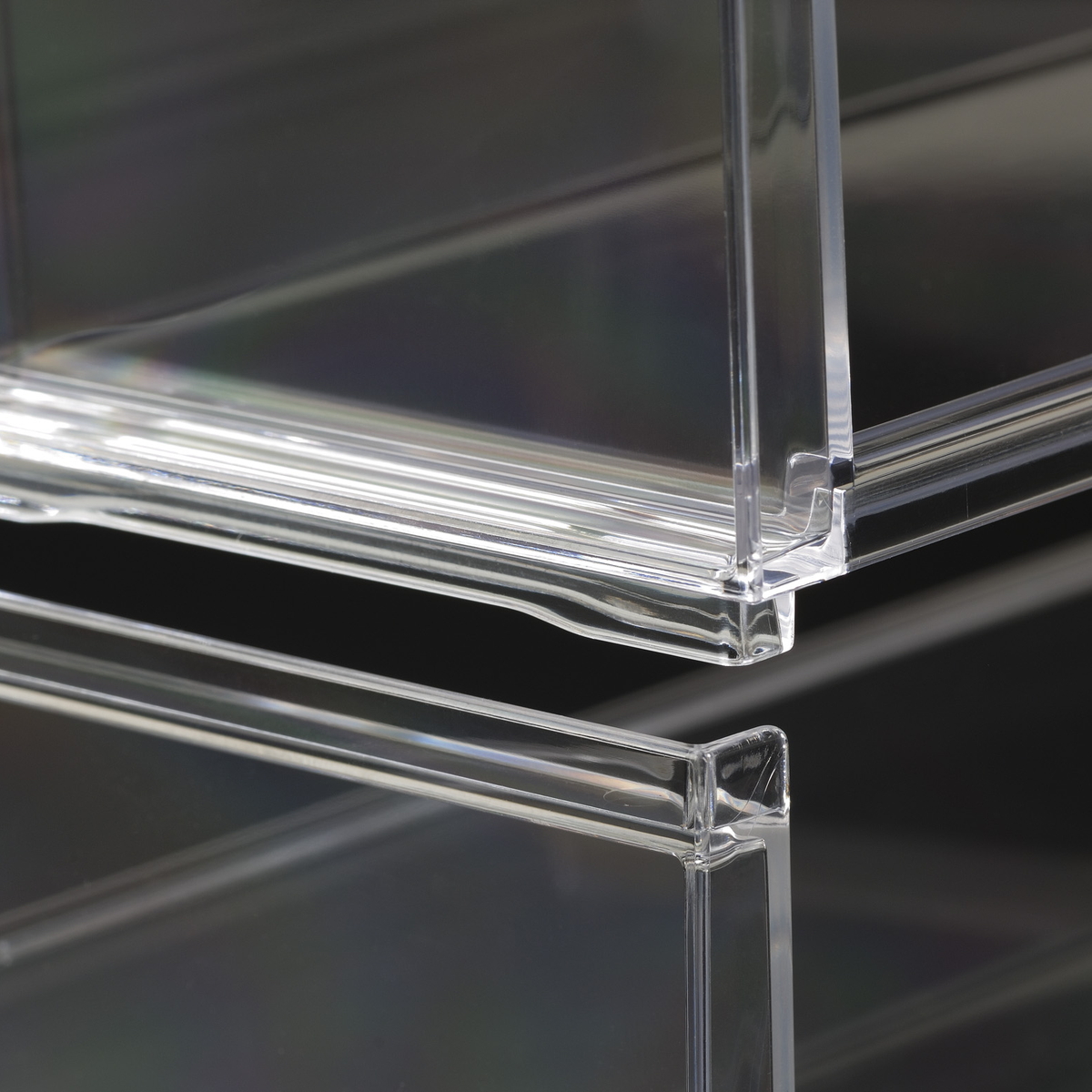 ディスプレイラック 幅26.9×奥行7×高さ8.1cm スタッキング 卓上 収納 ( ディスプレイ コレクション ケース プラスチック クリアケース フィギュア ディスプレイケース ラック インテリア 飾る 棚 見せる収納 )