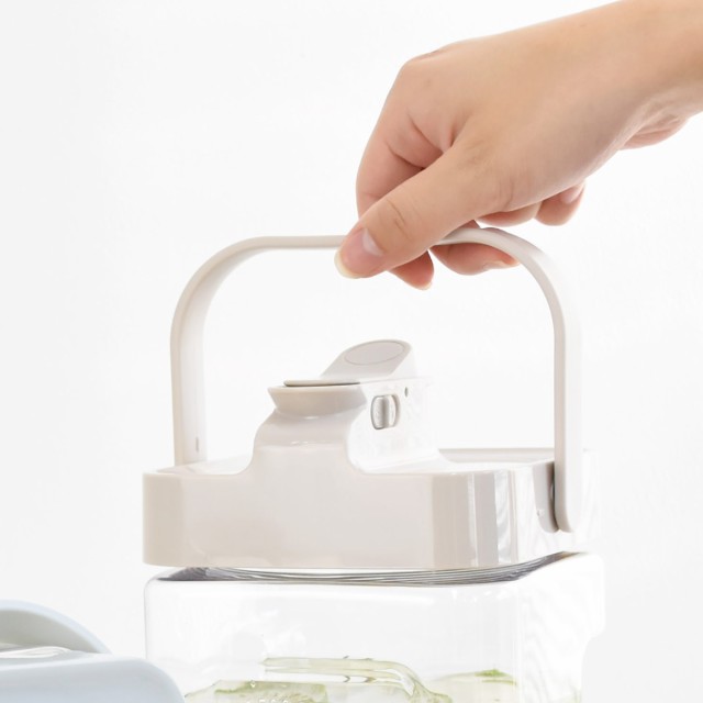 冷水筒 3.5L 横置きウォータージャグ ( ピッチャー 冷水ポット 横置き ジャグ ウォータージャグ 目盛り付き プラスチック 麦茶ポット 水さし 水差し 持ち運び アウトドア 大容量 ハンドル付き おしゃれ ) 【グレー】 グレー