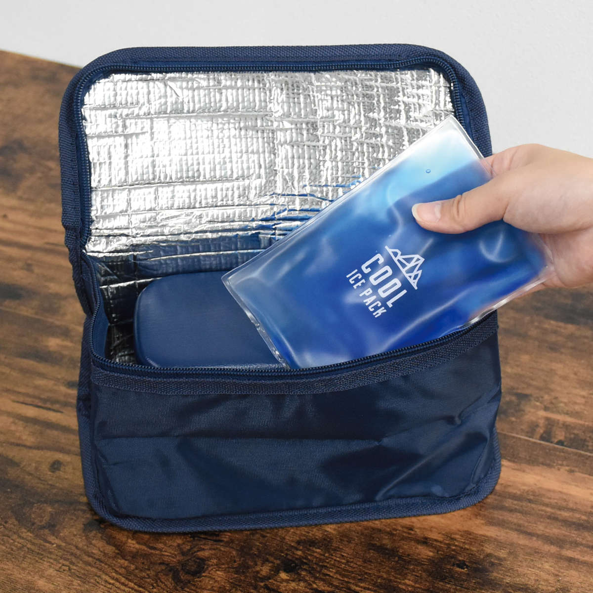 保冷ランチバック・保冷剤 メンズデイリー ( 弁当袋 お弁当入れ 保冷 保冷ランチバッグ 保冷バッグ 保冷剤付き 男子 お弁当袋 ランチ バッグ お弁当バッグ ランチケース 袋 男性 夏 ) 【ネイビー】 ネイビー